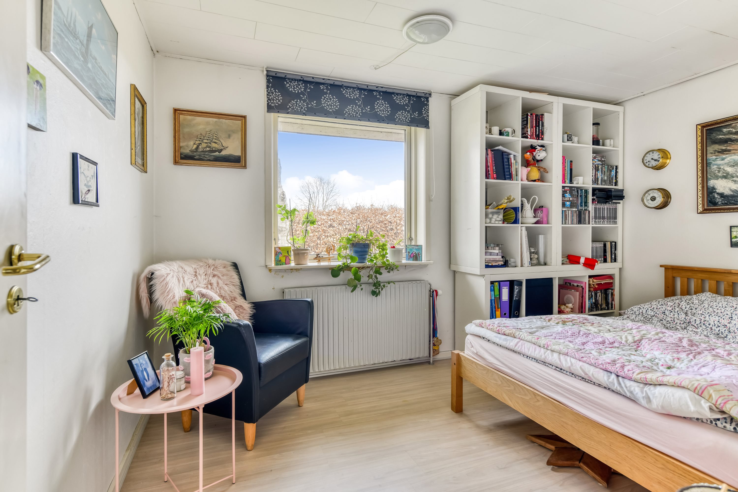 Fremhævet værelse billede i fuldskærmstilstand. Billede af Engebækvej 19, 7270 Stakroge