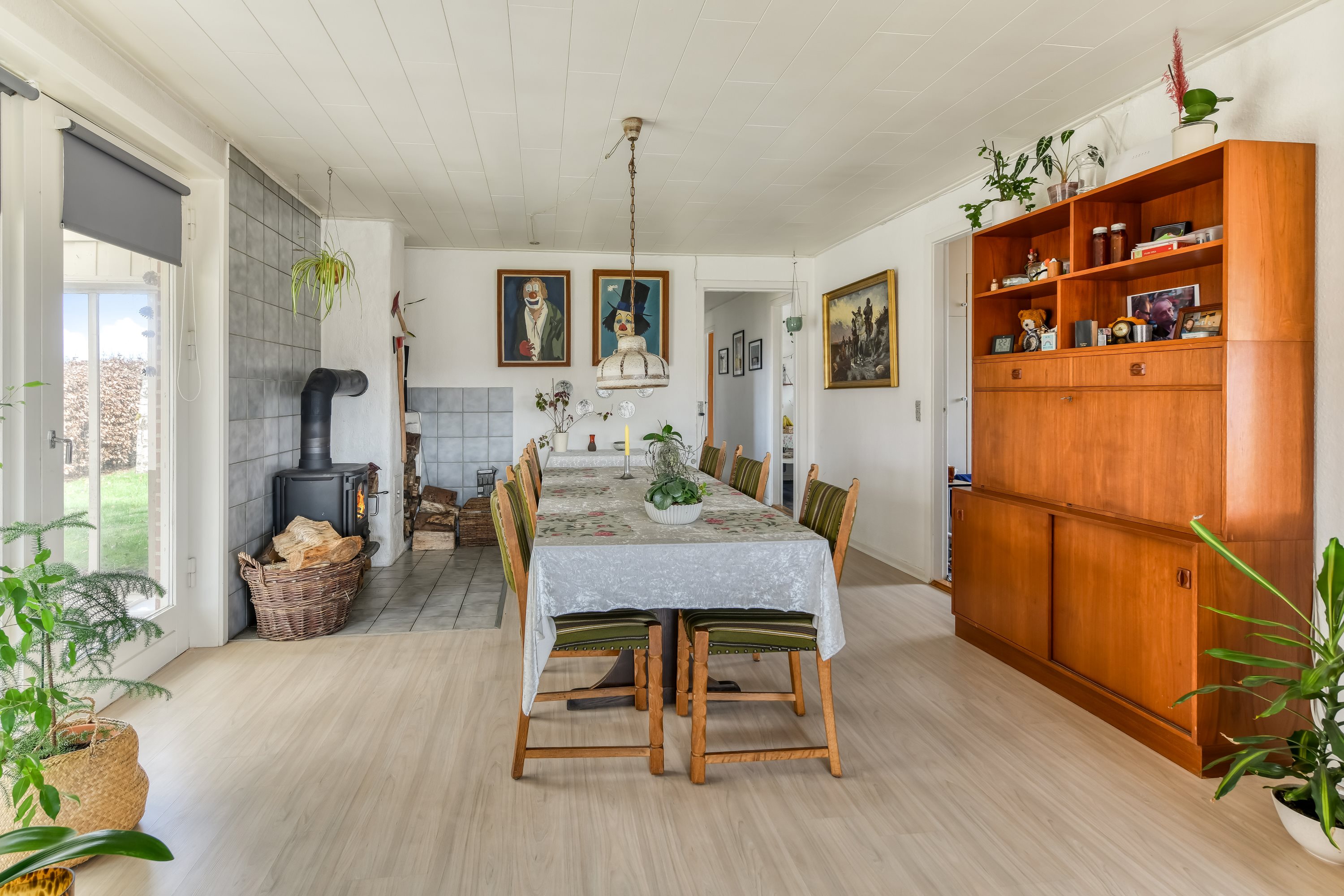 Fremhævet stue billede i fuldskærmstilstand. Billede af Engebækvej 19, 7270 Stakroge