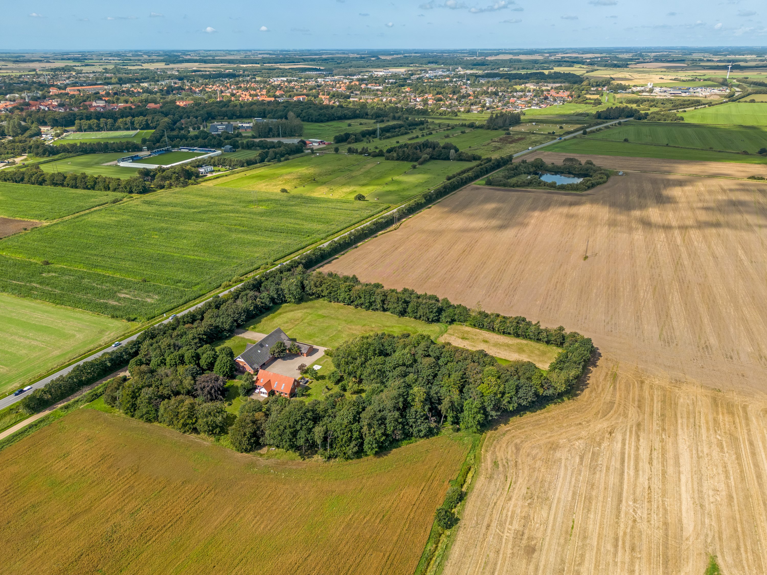 Miniaturebillede 2: luftfoto. Billede af Mejerholmvej 1, 6270 Tønder