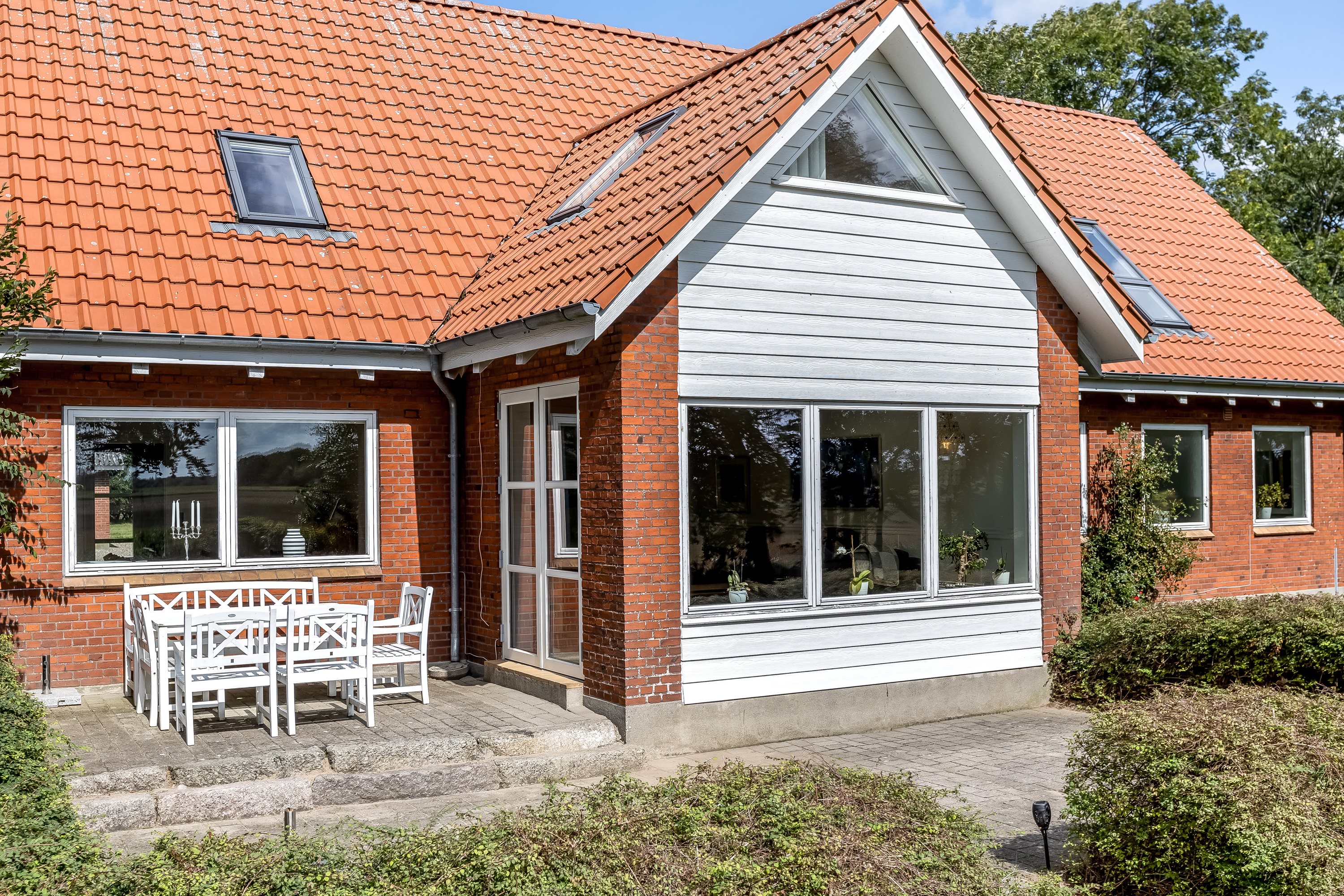 Fremhævet facade billede i fuldskærmstilstand. Billede af Mejerholmvej 1, 6270 Tønder