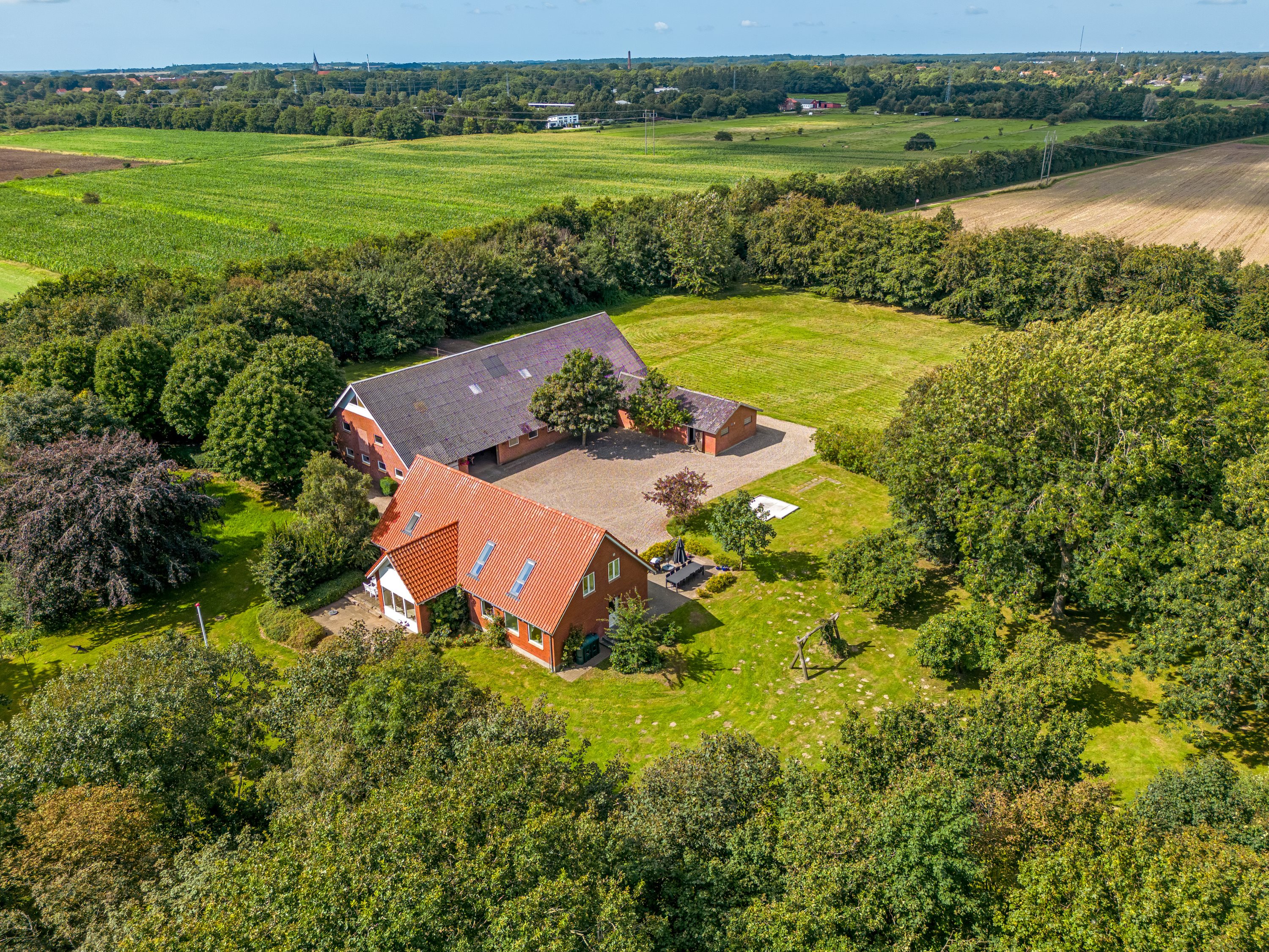 Fremhævet luftfoto billede i fuldskærmstilstand. Billede af Mejerholmvej 1, 6270 Tønder