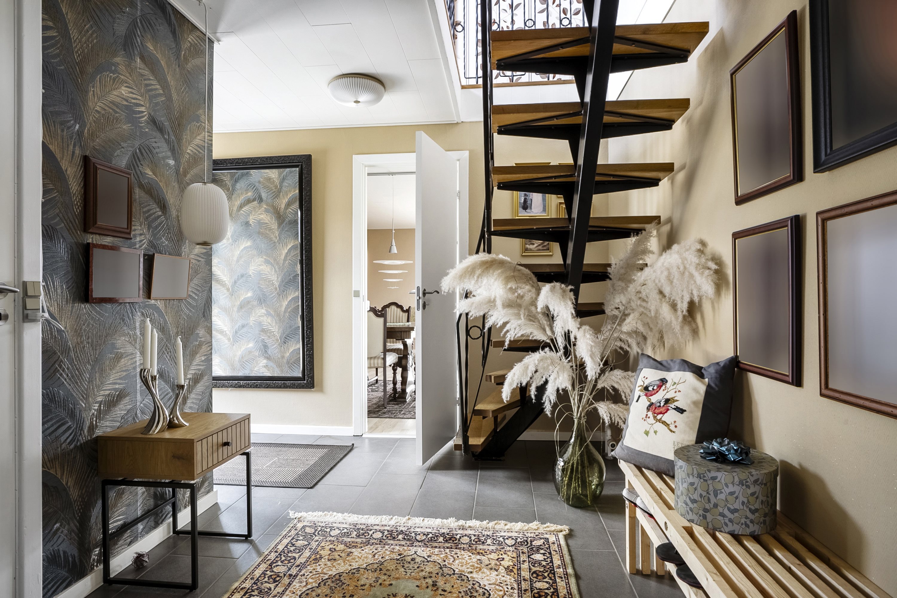 Fremhævet entré billede i fuldskærmstilstand. Billede af Isbjerg Møllevej 66, 6800 Varde