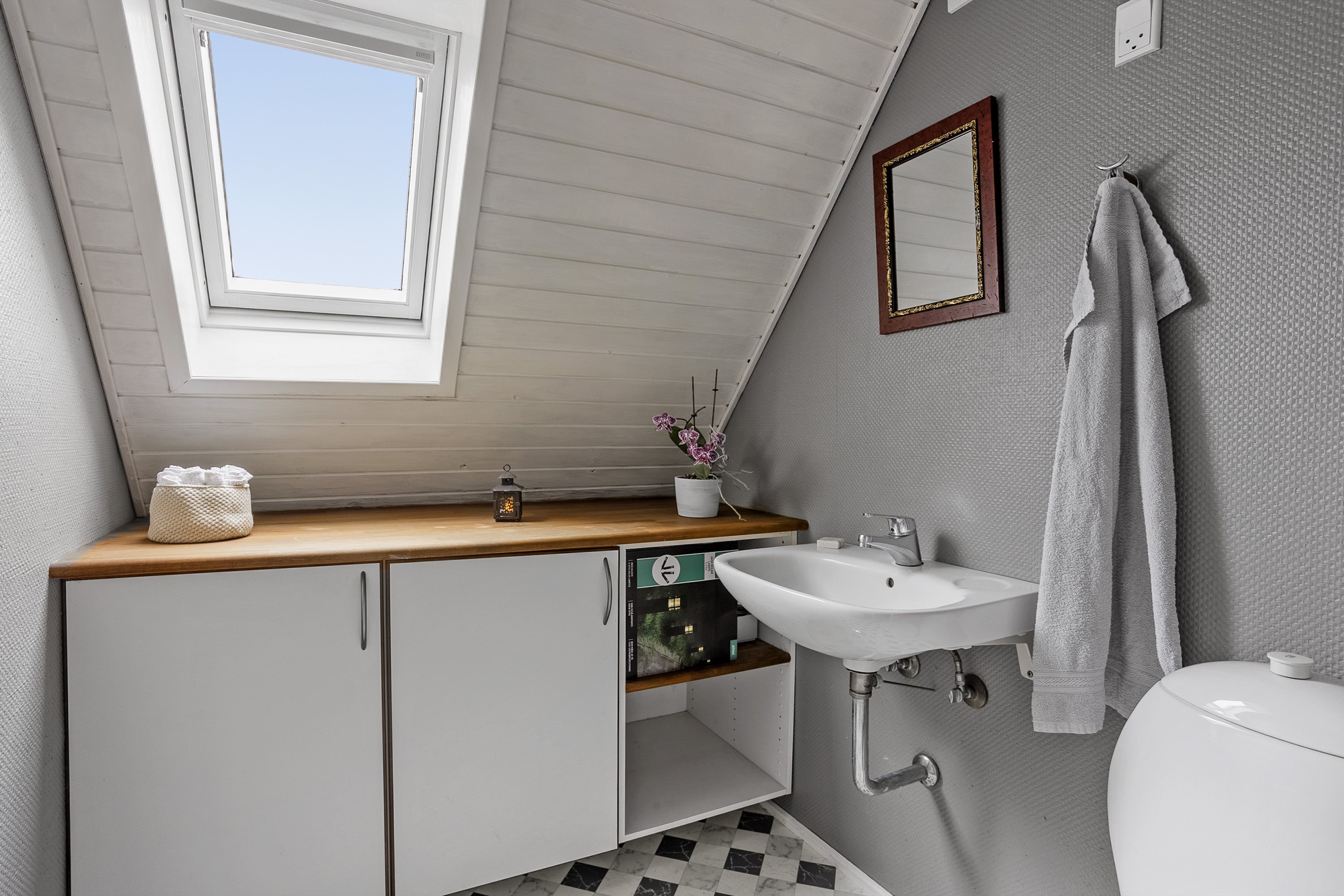 Fremhævet badeværelse billede i fuldskærmstilstand. Billede af Skodborg Stadionvej 2, Skodborg, 6630 Rødding