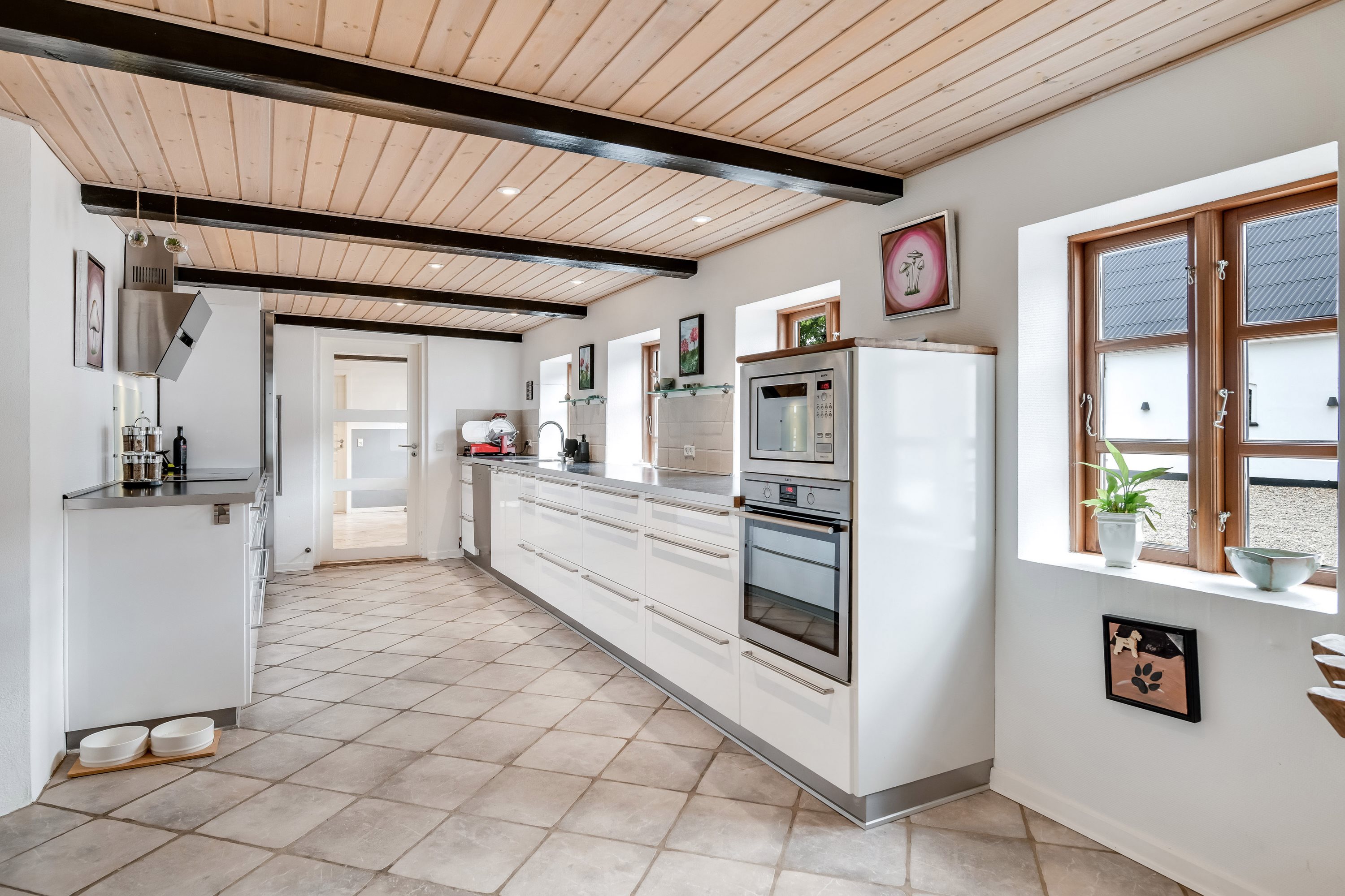 Fremhævet køkken billede i fuldskærmstilstand. Billede af Astrupvej 50, 6715 Esbjerg N