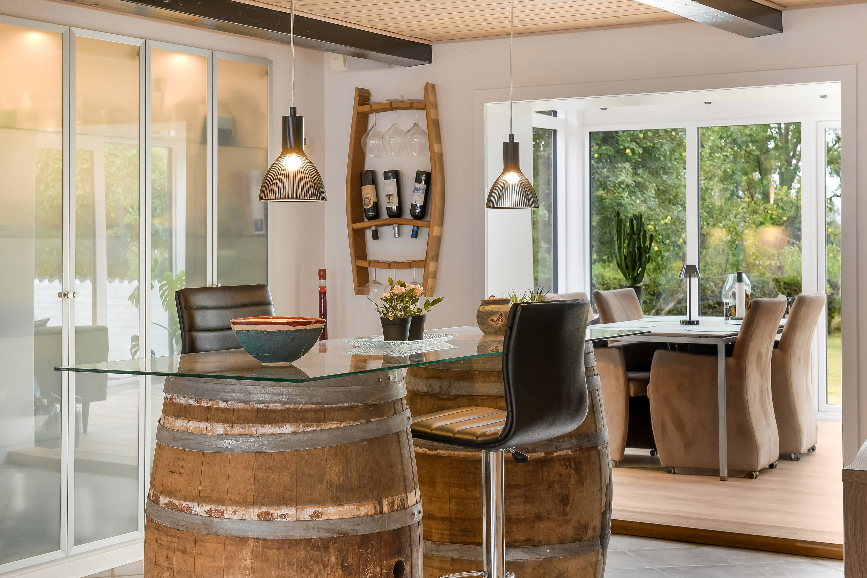 Fremhævet stue billede i fuldskærmstilstand. Billede af Astrupvej 50, 6715 Esbjerg N