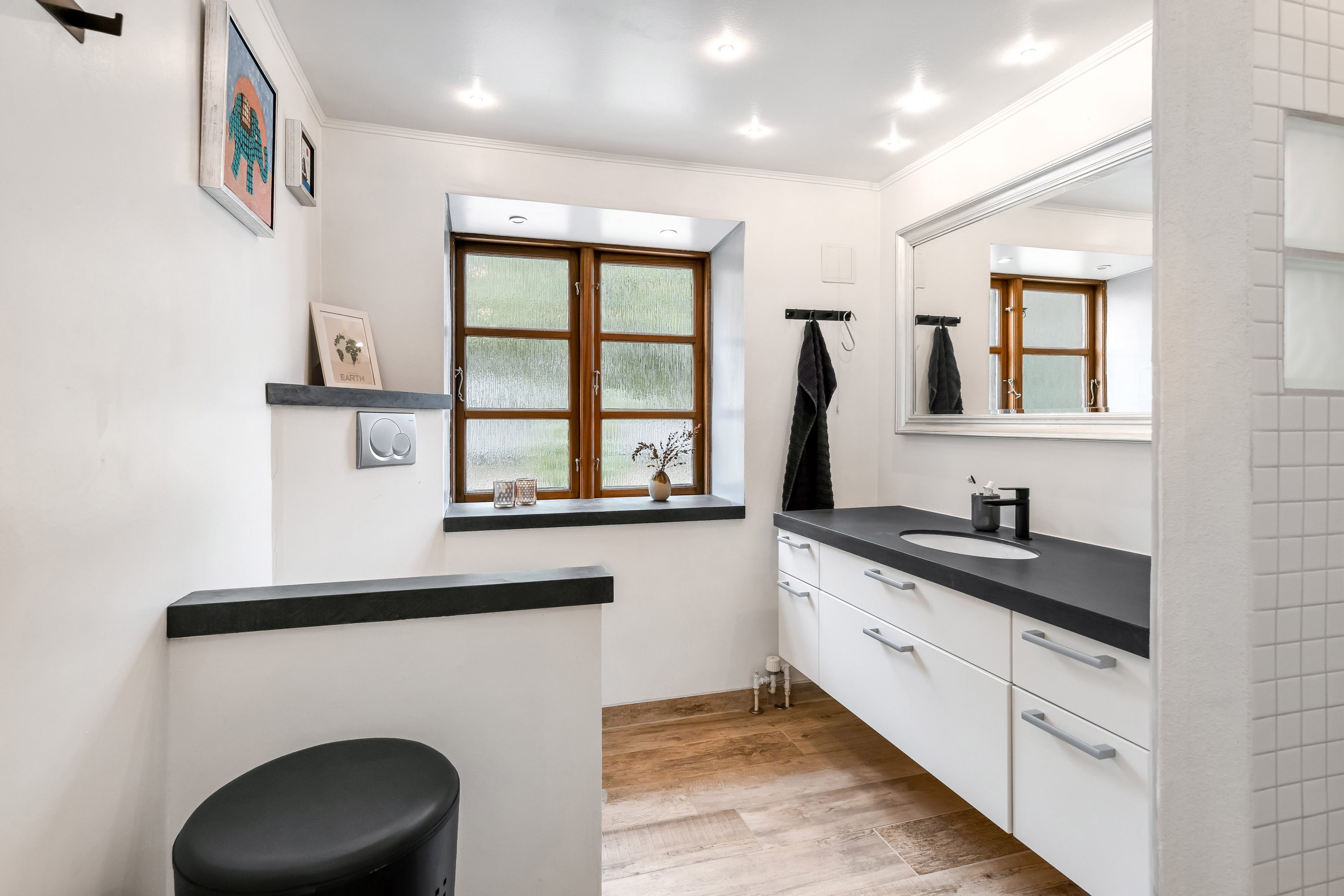 Fremhævet andet billede i fuldskærmstilstand. Billede af Astrupvej 50, 6715 Esbjerg N