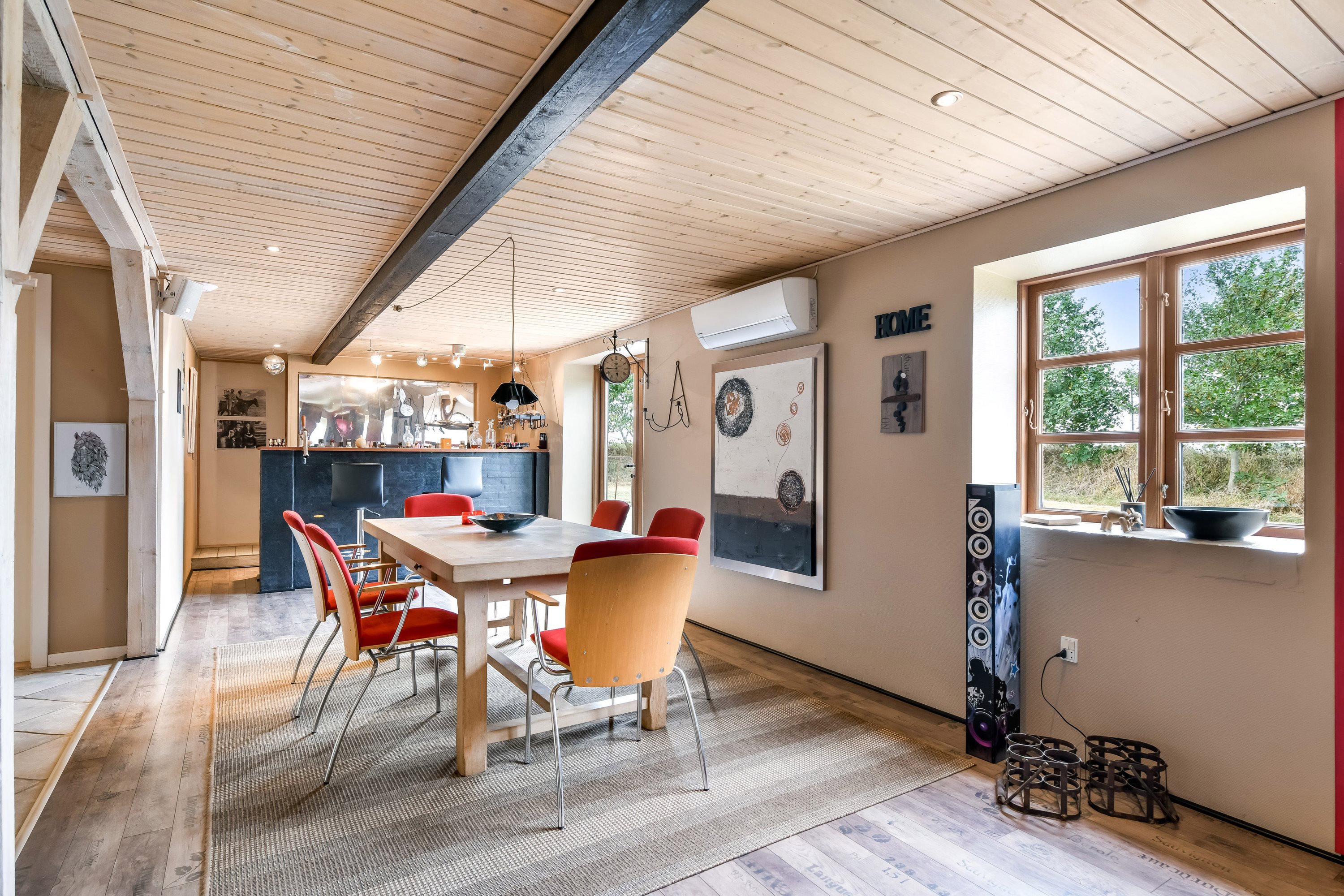 Fremhævet stue billede i fuldskærmstilstand. Billede af Astrupvej 50, 6715 Esbjerg N