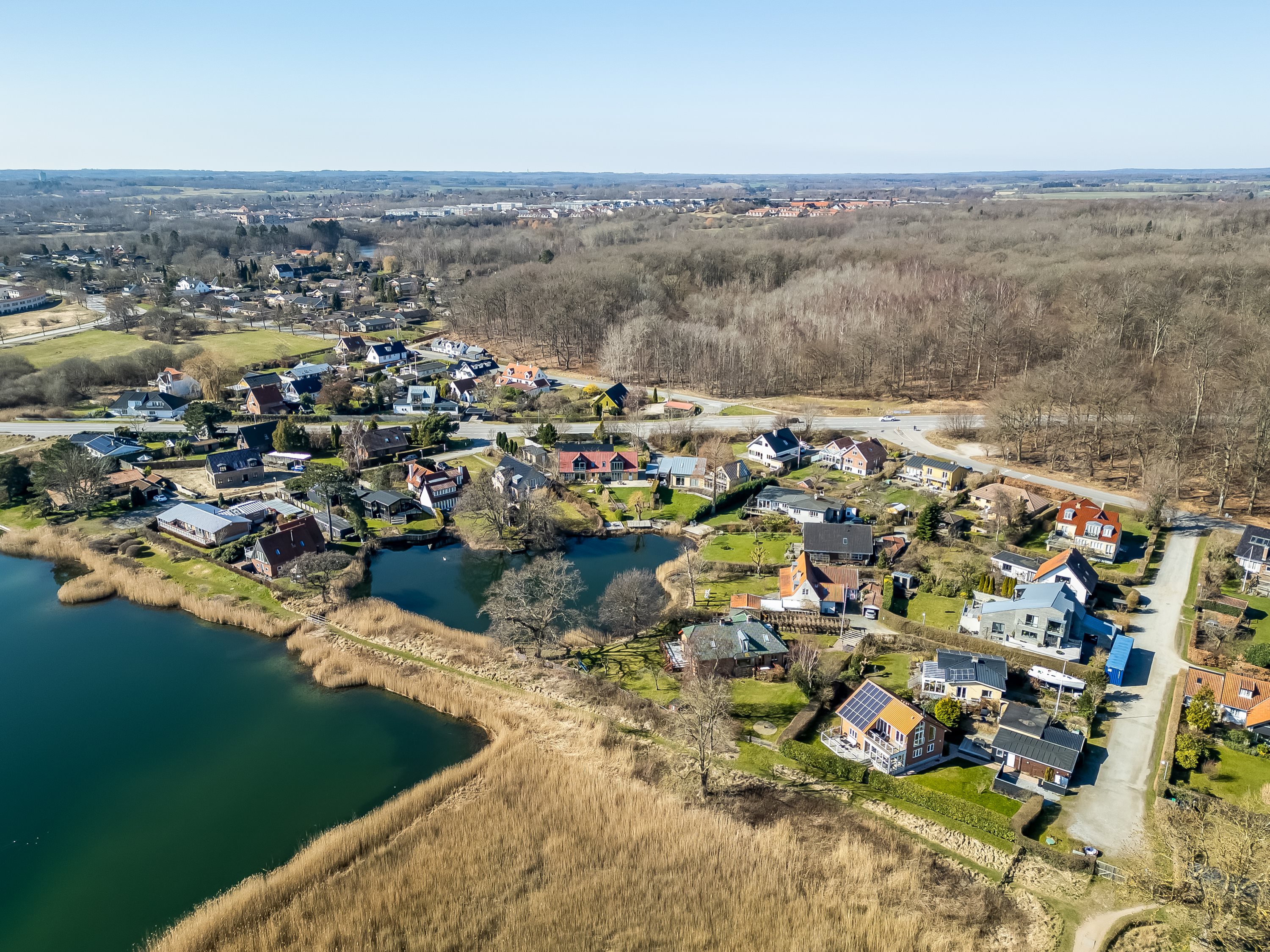 Fremhævet  billede i fuldskærmstilstand. Billede af Strandmarken 1A, 3050 Humlebæk