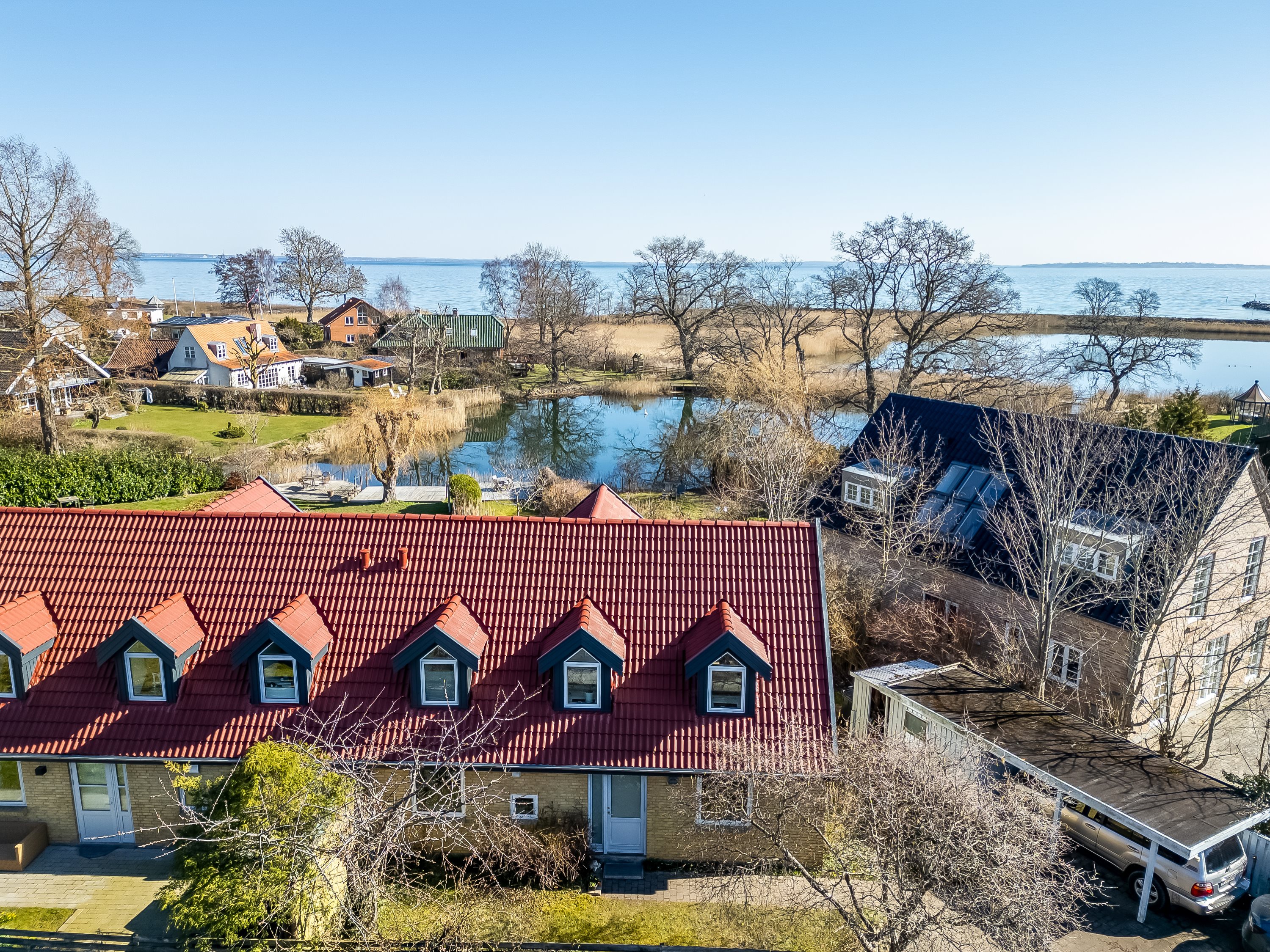 Miniaturebillede 2: ejendommen. Billede af Strandmarken 1A, 3050 Humlebæk