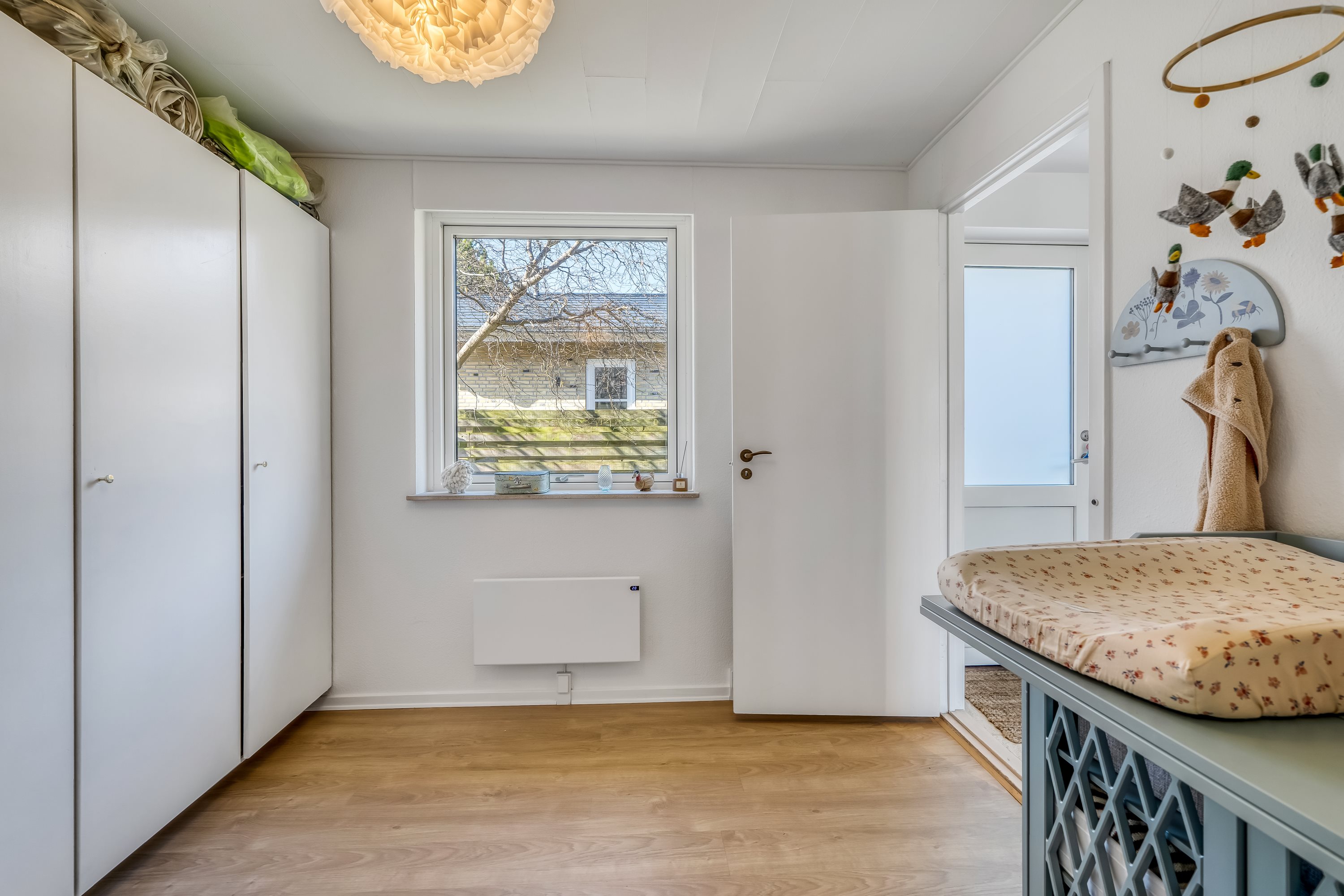 Fremhævet værelse billede i fuldskærmstilstand. Billede af Strandmarken 1A, 3050 Humlebæk