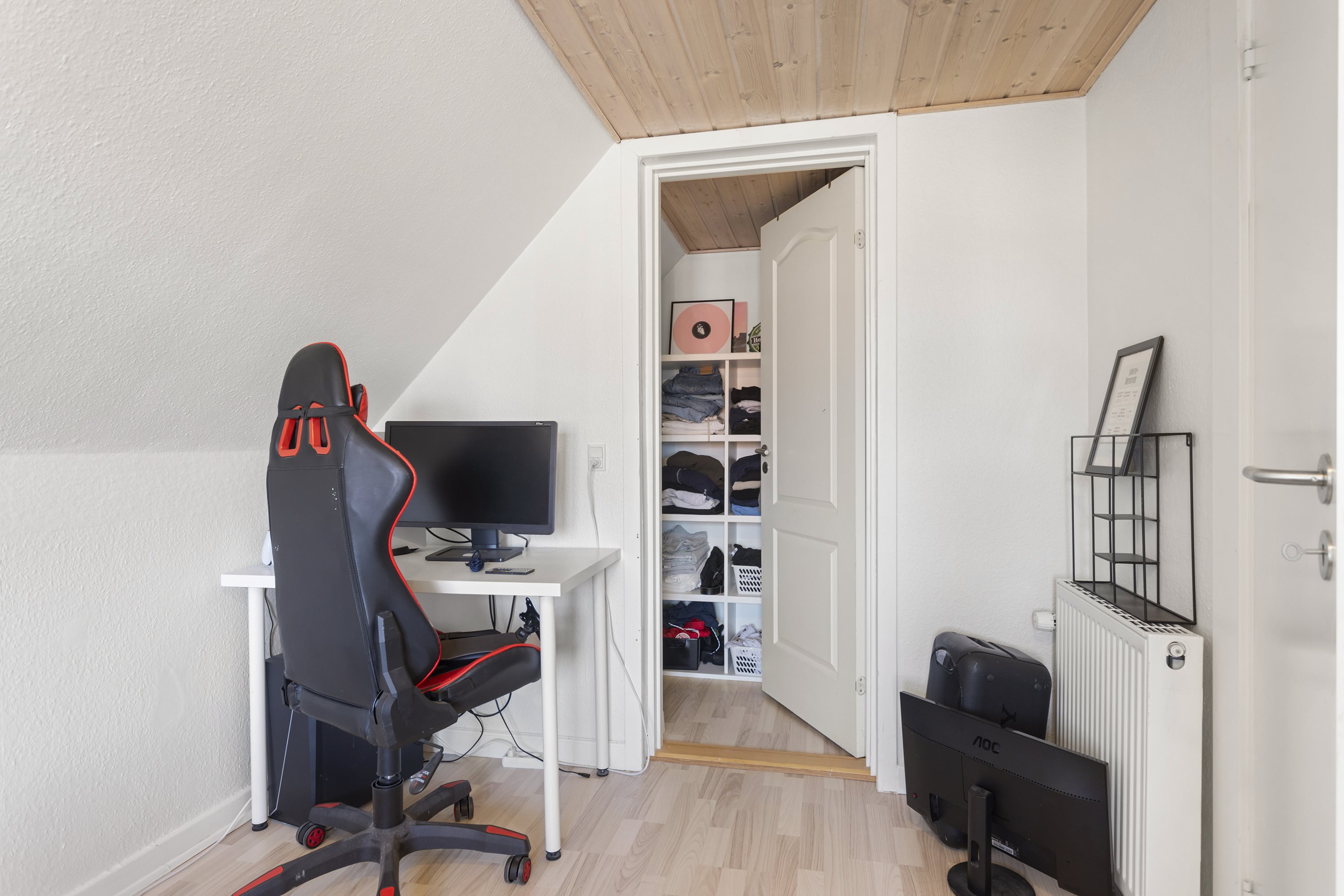 Fremhævet værelse billede i fuldskærmstilstand. Billede af Islandsgade 10, 9870 Sindal