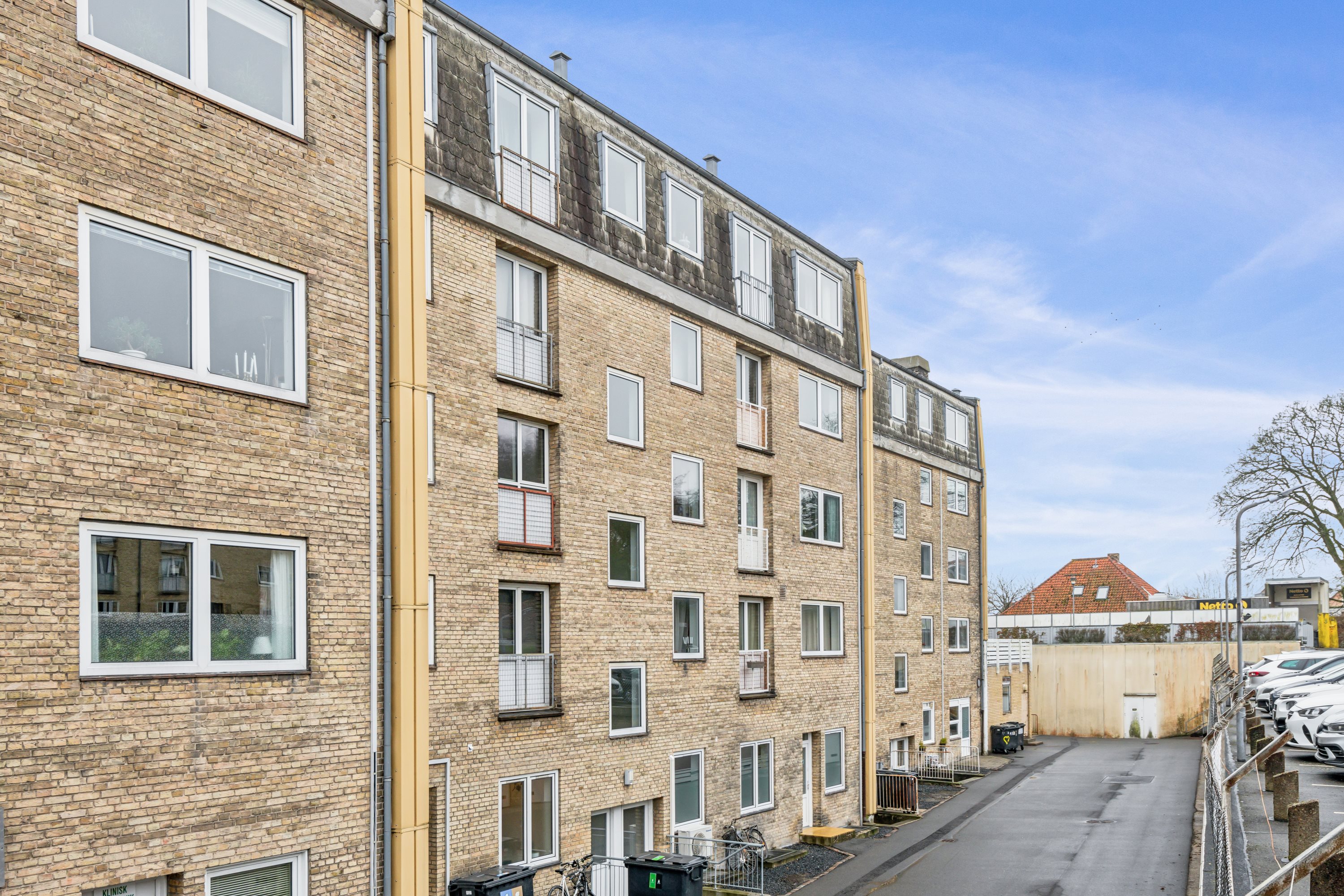 Fremhævet ejendom 1 billede i fuldskærmstilstand. Billede af Vestre Alle 5, 4. tv., 9000 Aalborg