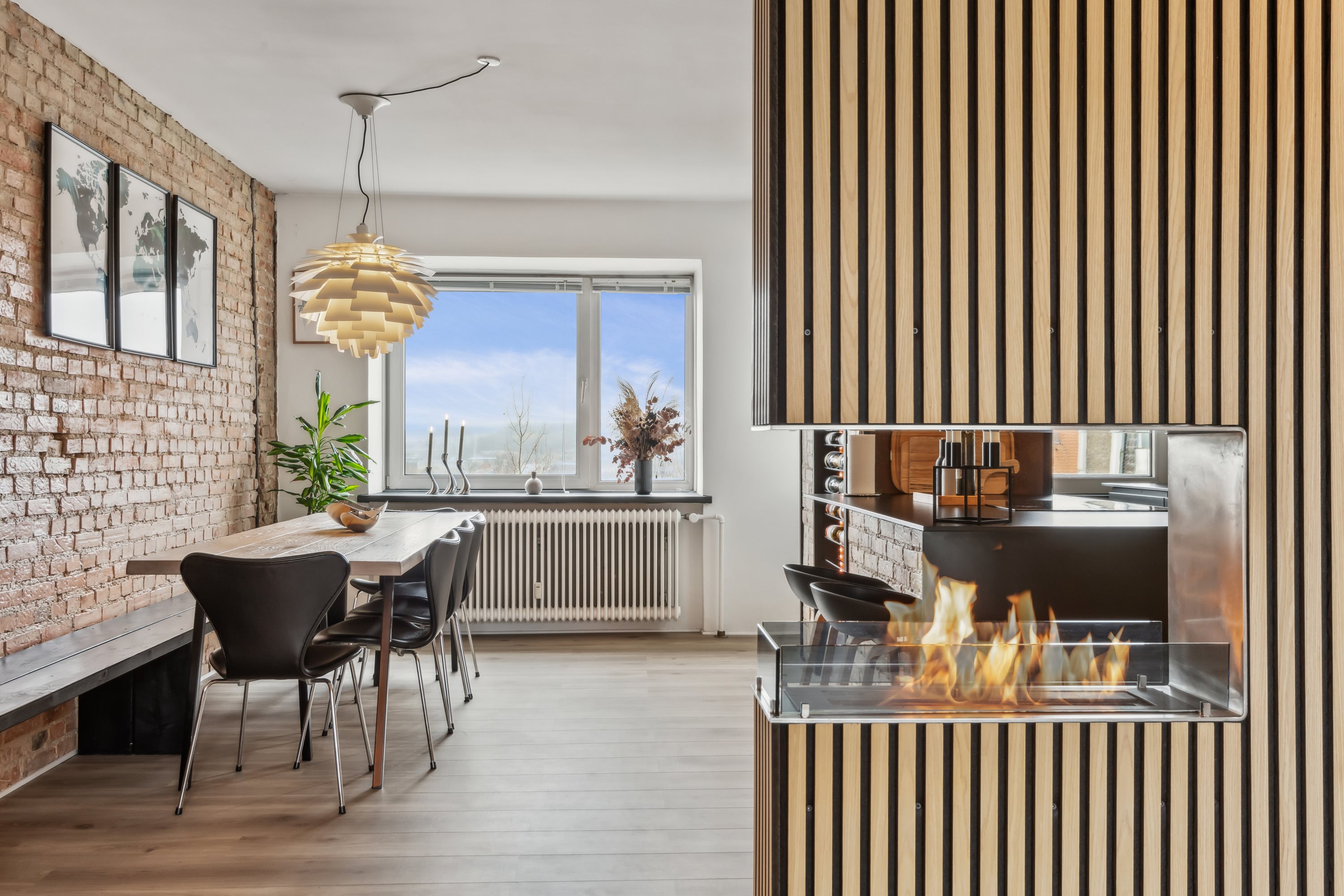 Fremhævet stue billede i fuldskærmstilstand. Billede af Vestre Alle 5, 4. tv., 9000 Aalborg