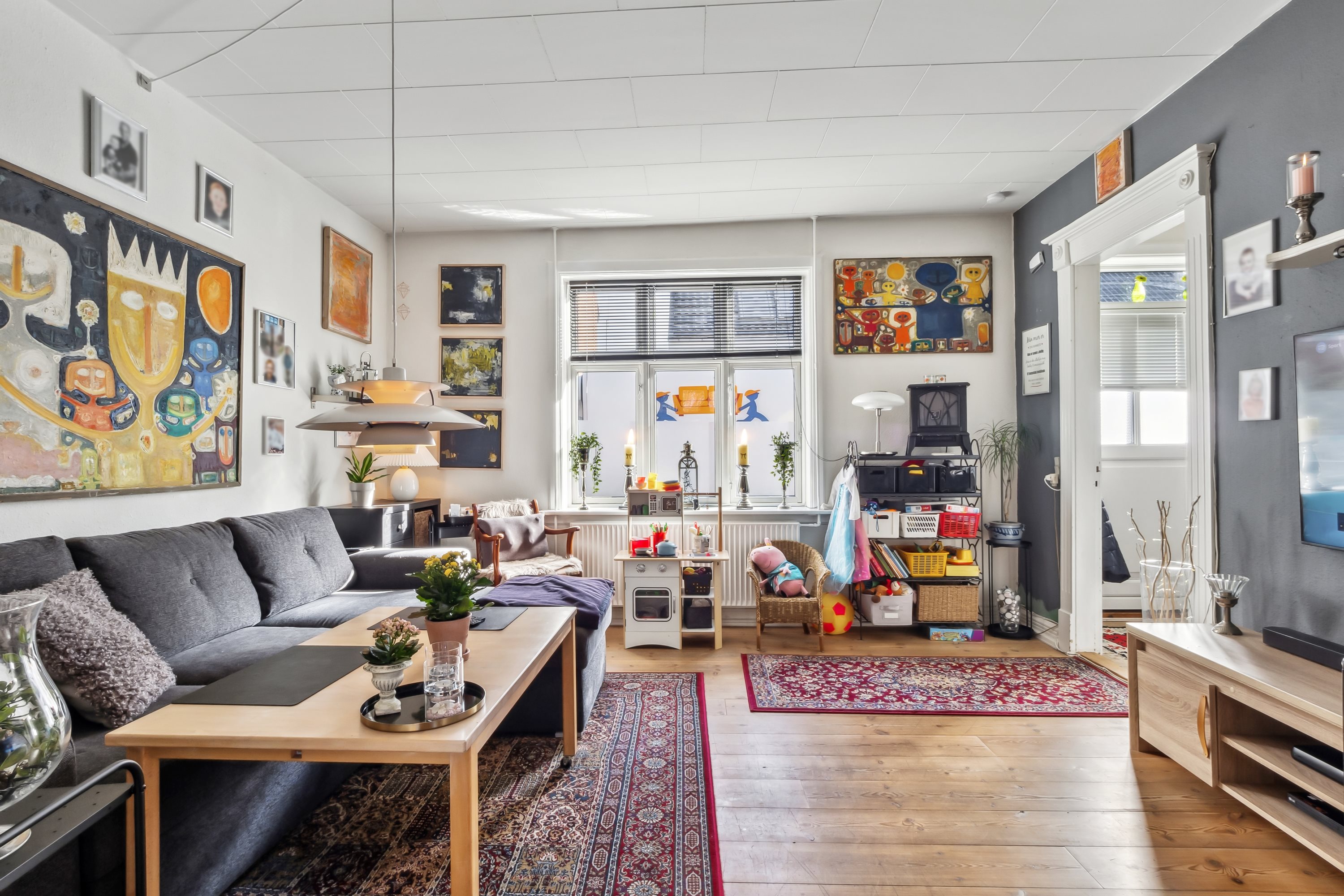 Fremhævet stue billede i fuldskærmstilstand. Billede af Filtenborggade 9, 7900 Nykøbing M