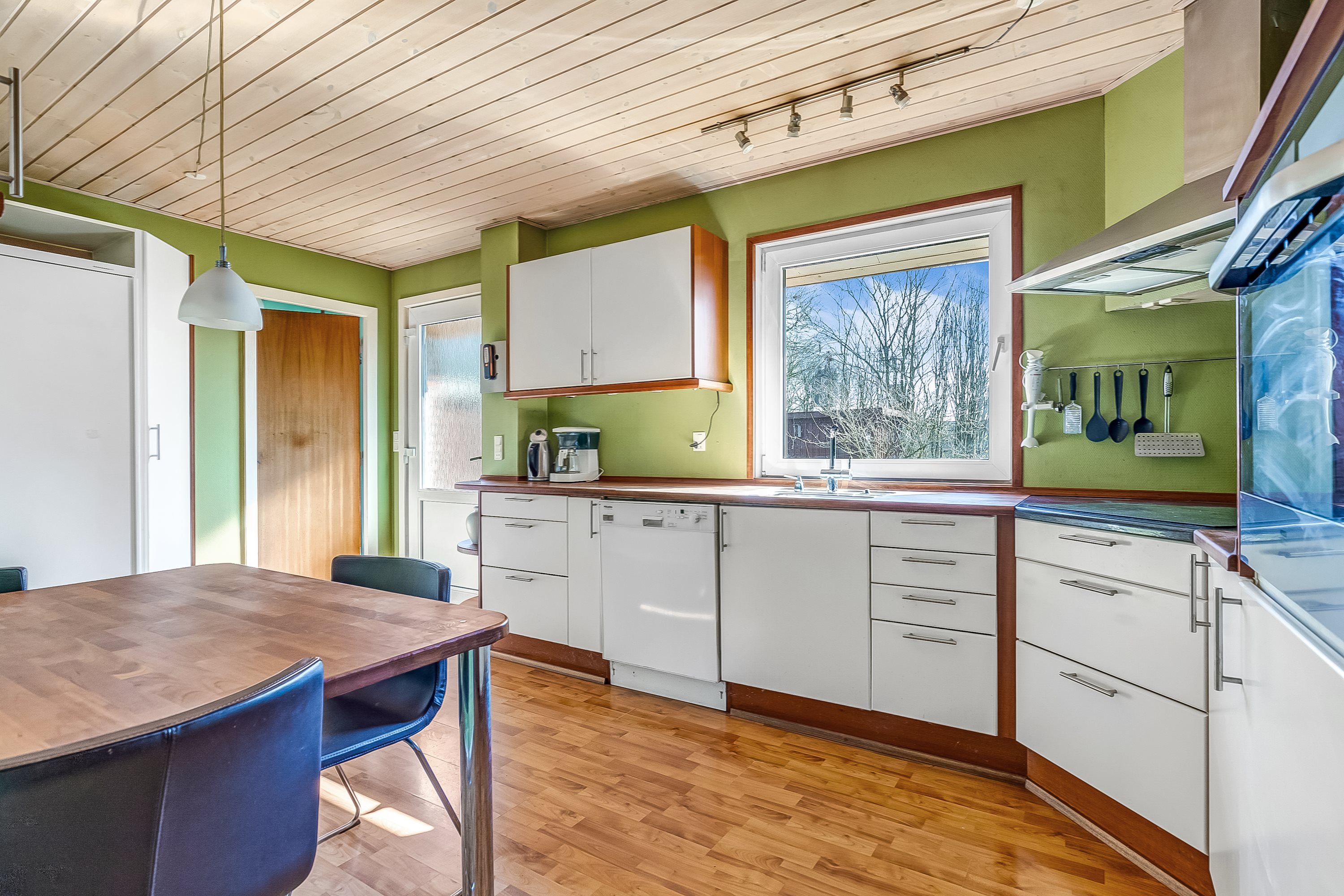 Miniaturebillede 1: køkken. Billede af Hvidøre 46, 6580 Vamdrup