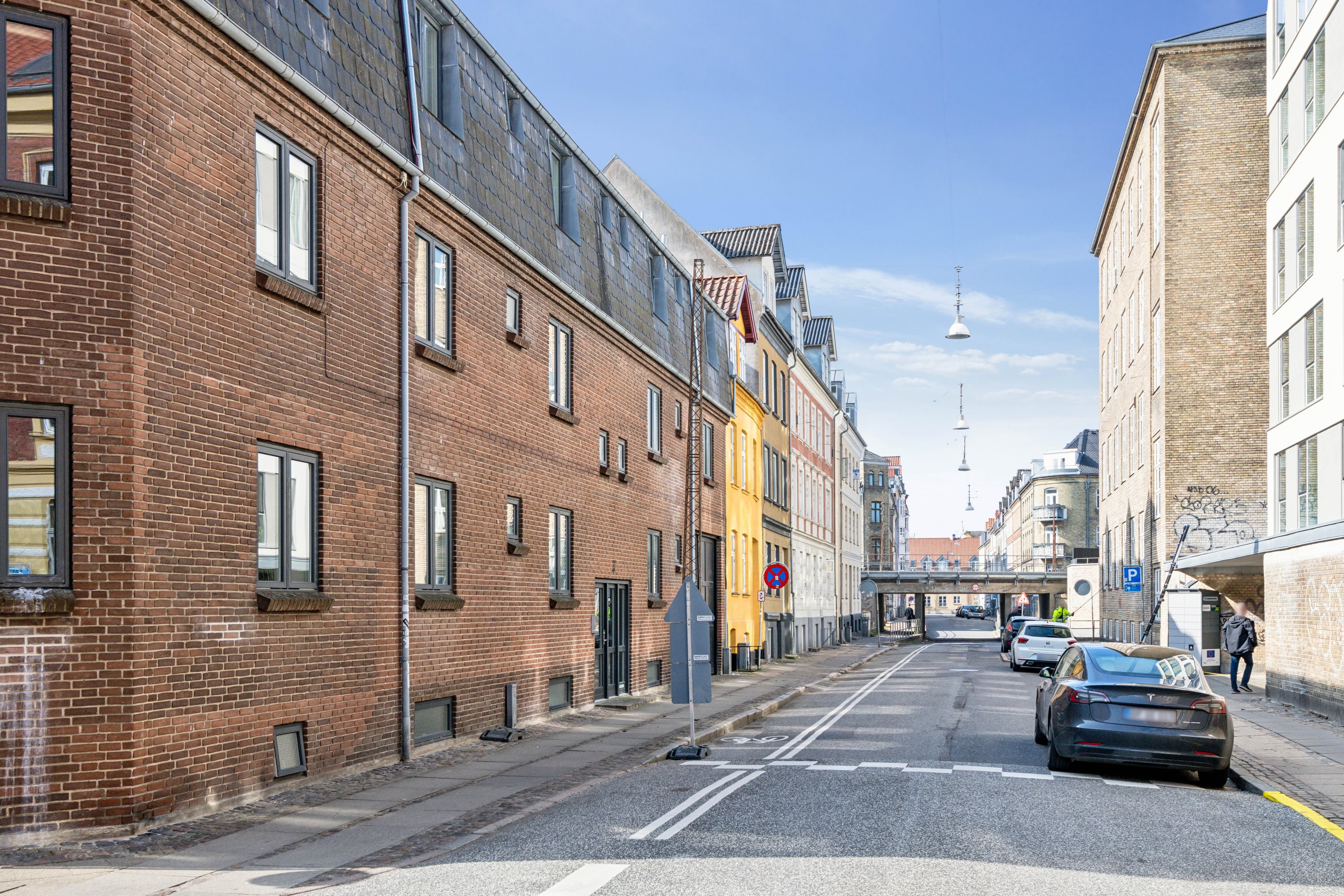 Fremhævet ejendom 1 billede i fuldskærmstilstand. Billede af Valdemarsgade 11, 1. mf., 9000 Aalborg