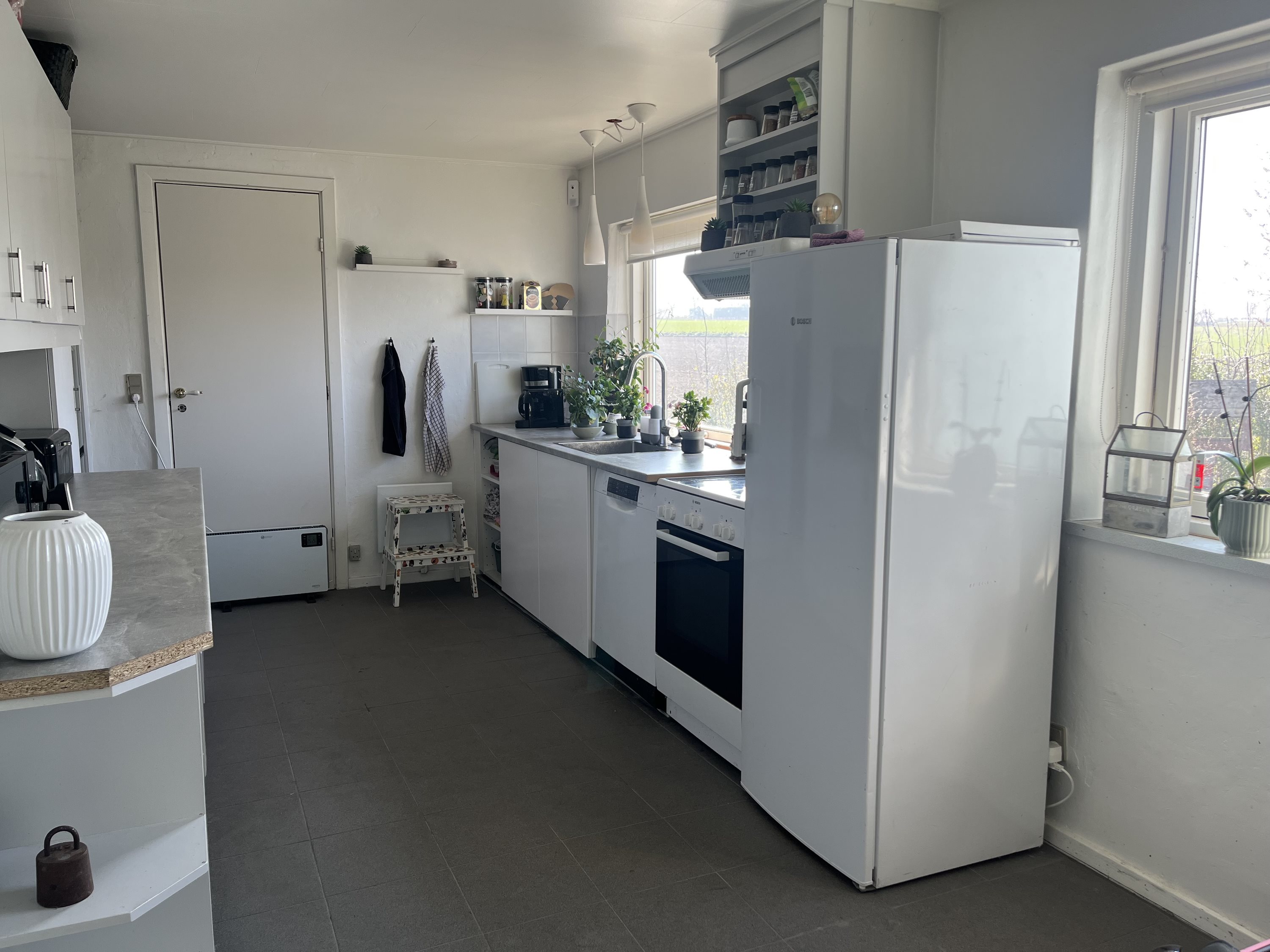 Miniaturebillede 2: køkken. Billede af Sorøvej 43, Haldagermagle, 4250 Fuglebjerg