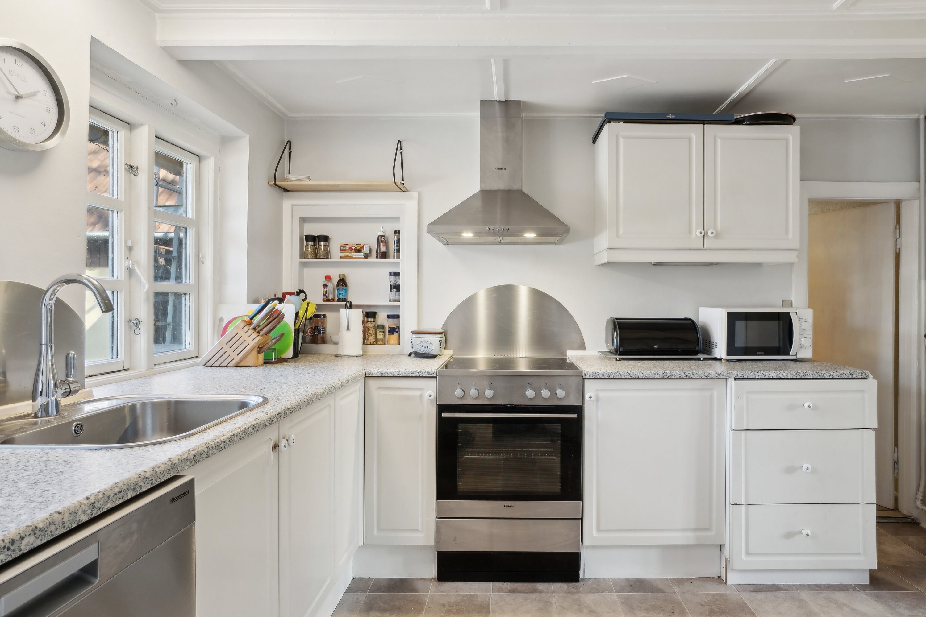 Miniaturebillede 2: køkken. Billede af Merløsevej 25, 4370 Store Merløse