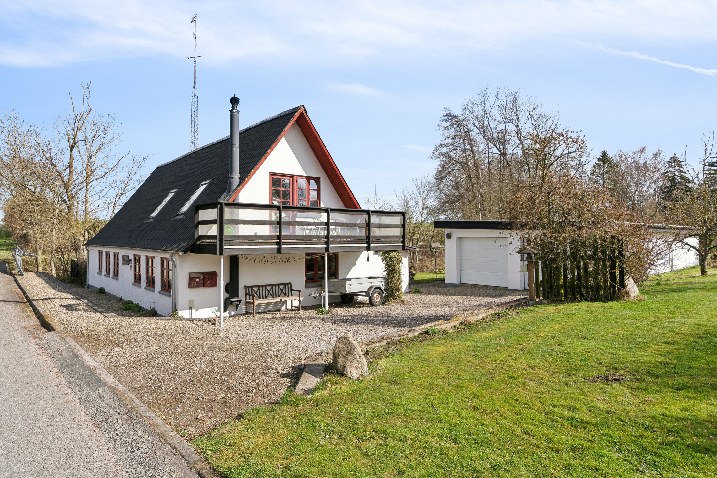 Fremhævet set fra vejen billede i fuldskærmstilstand. Billede af Kirkevej 14, 5892 Gudbjerg Sydfyn