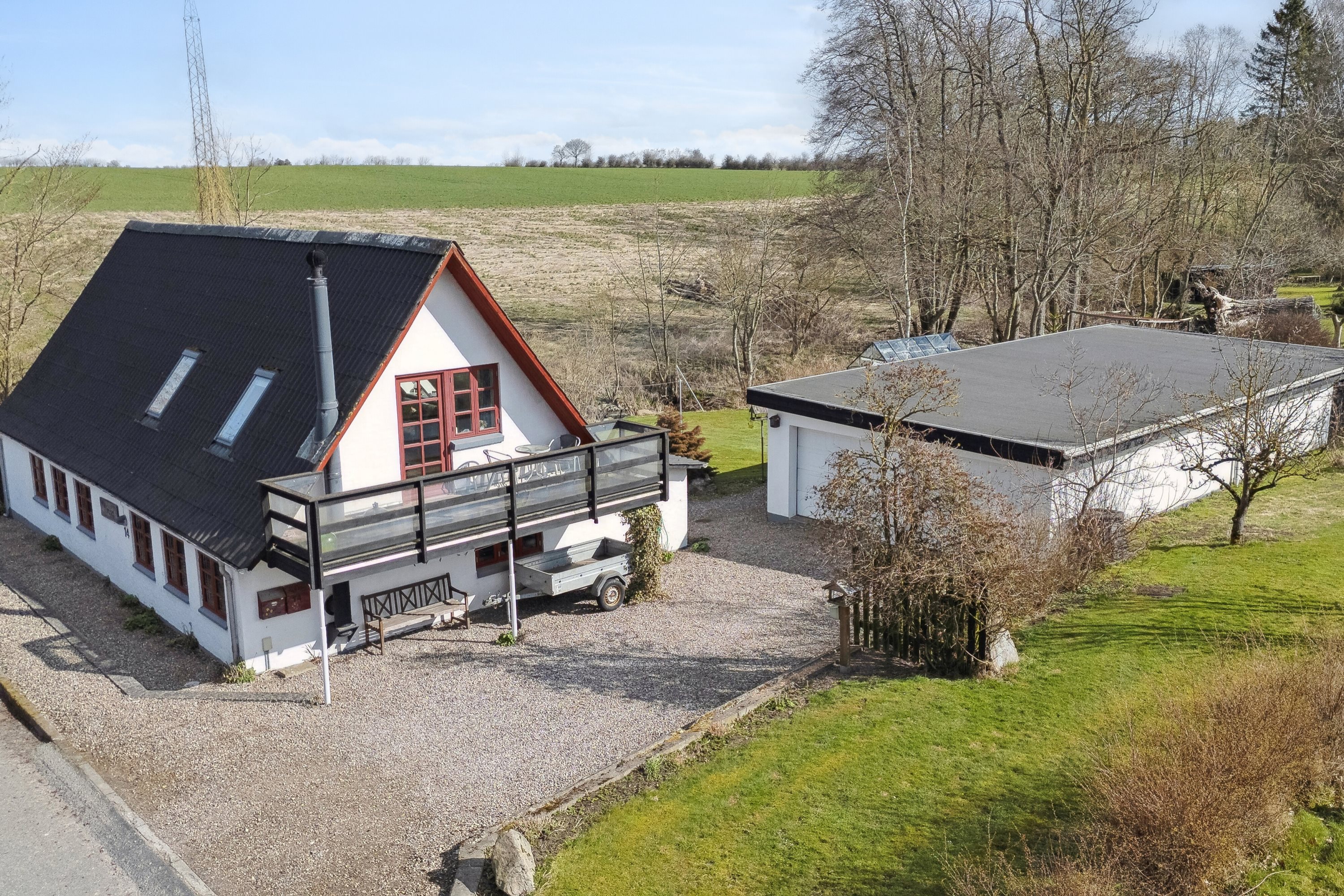 Fremhævet set fra vejen billede i fuldskærmstilstand. Billede af Kirkevej 14, 5892 Gudbjerg Sydfyn