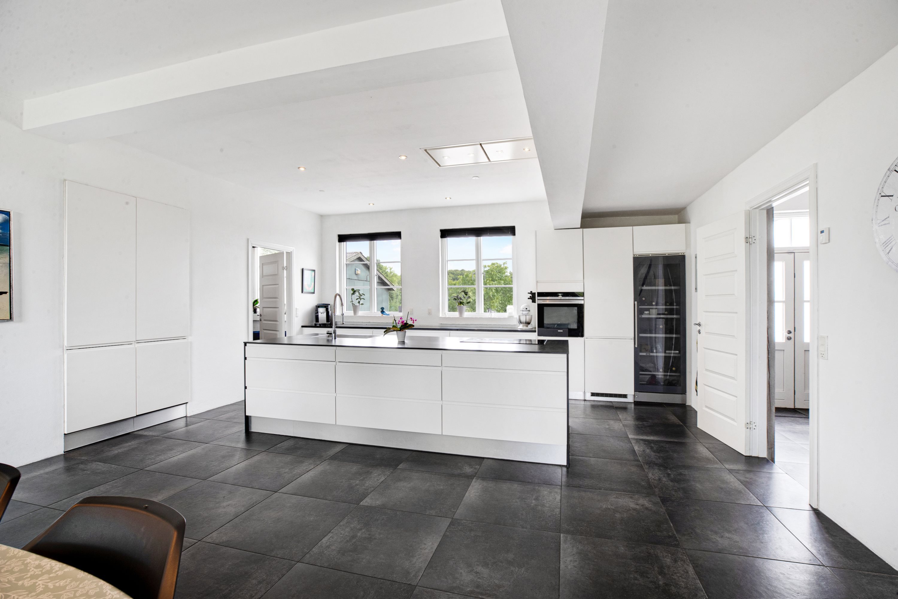 Fremhævet køkkenalrum billede i fuldskærmstilstand. Billede af Buskmosevej 14, Rinkenæs, 6300 Gråsten