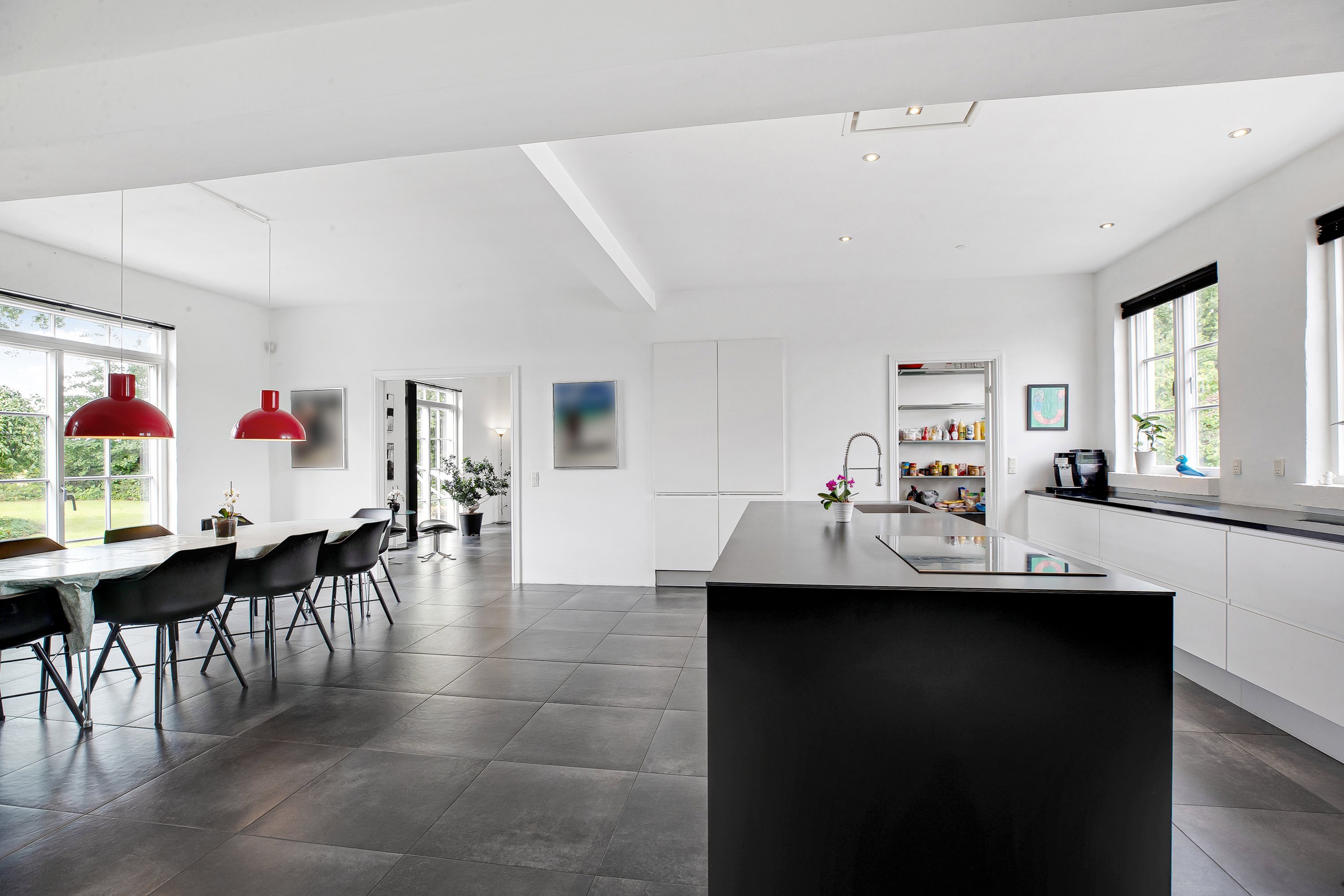 Fremhævet køkkenalrum billede i fuldskærmstilstand. Billede af Buskmosevej 14, Rinkenæs, 6300 Gråsten