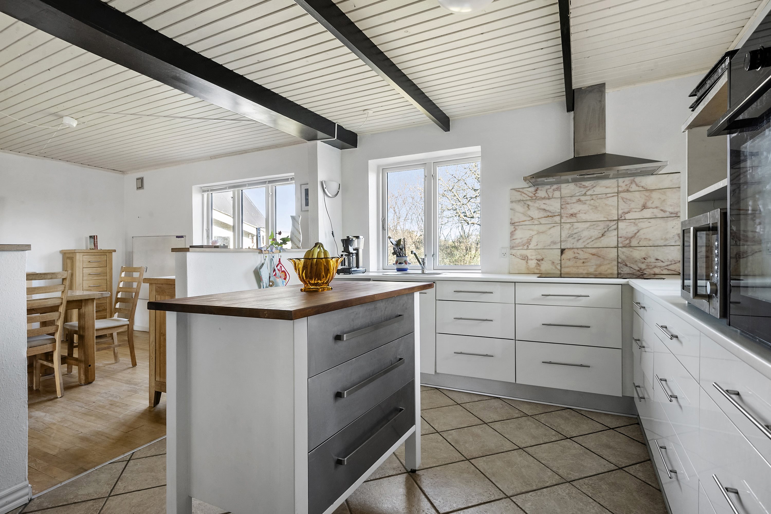 Miniaturebillede 1: køkken. Billede af Alrøvej 10, Falling, 8300 Odder