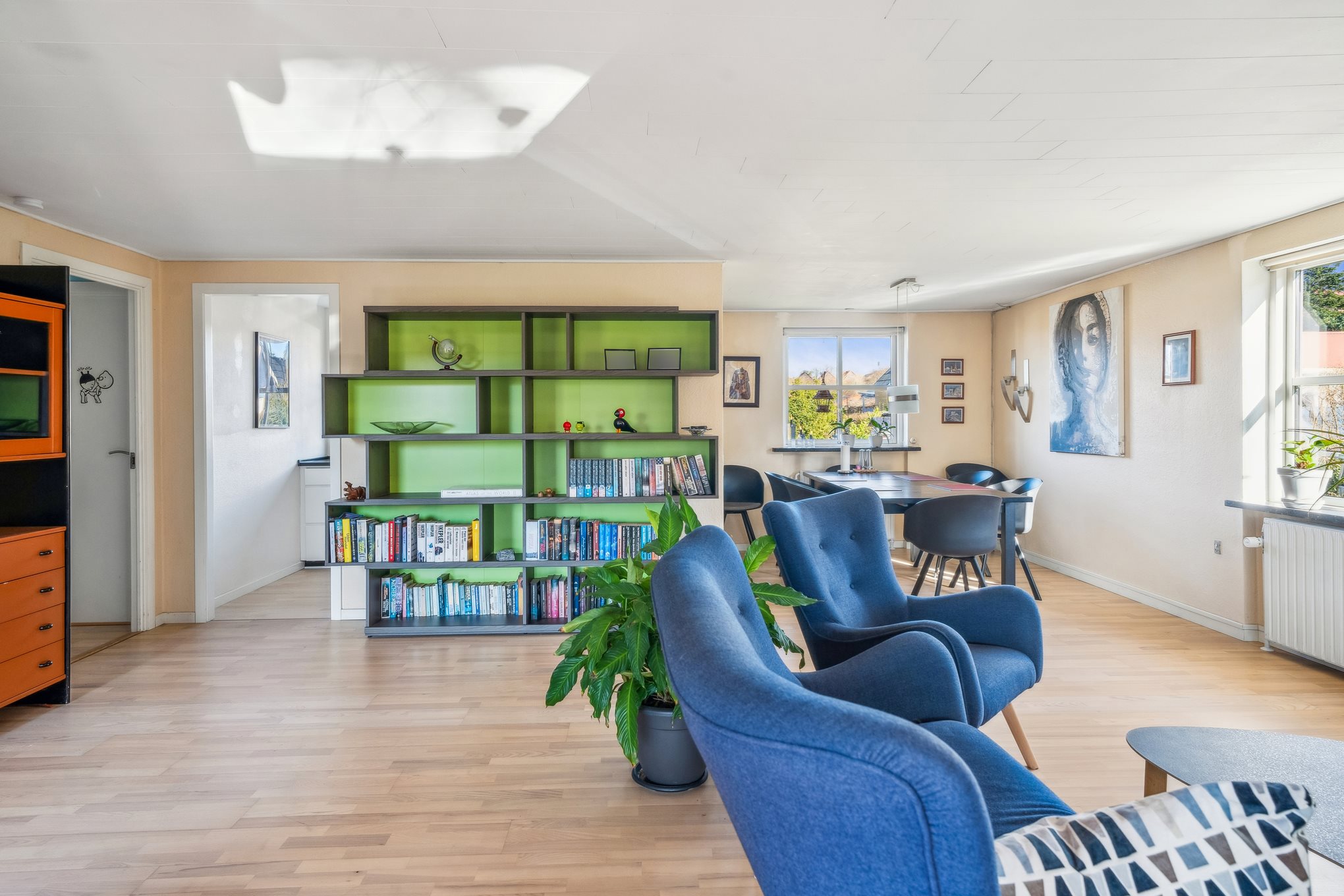 Fremhævet stue billede i fuldskærmstilstand. Billede af Vendsysselvej 14, 8940 Randers SV