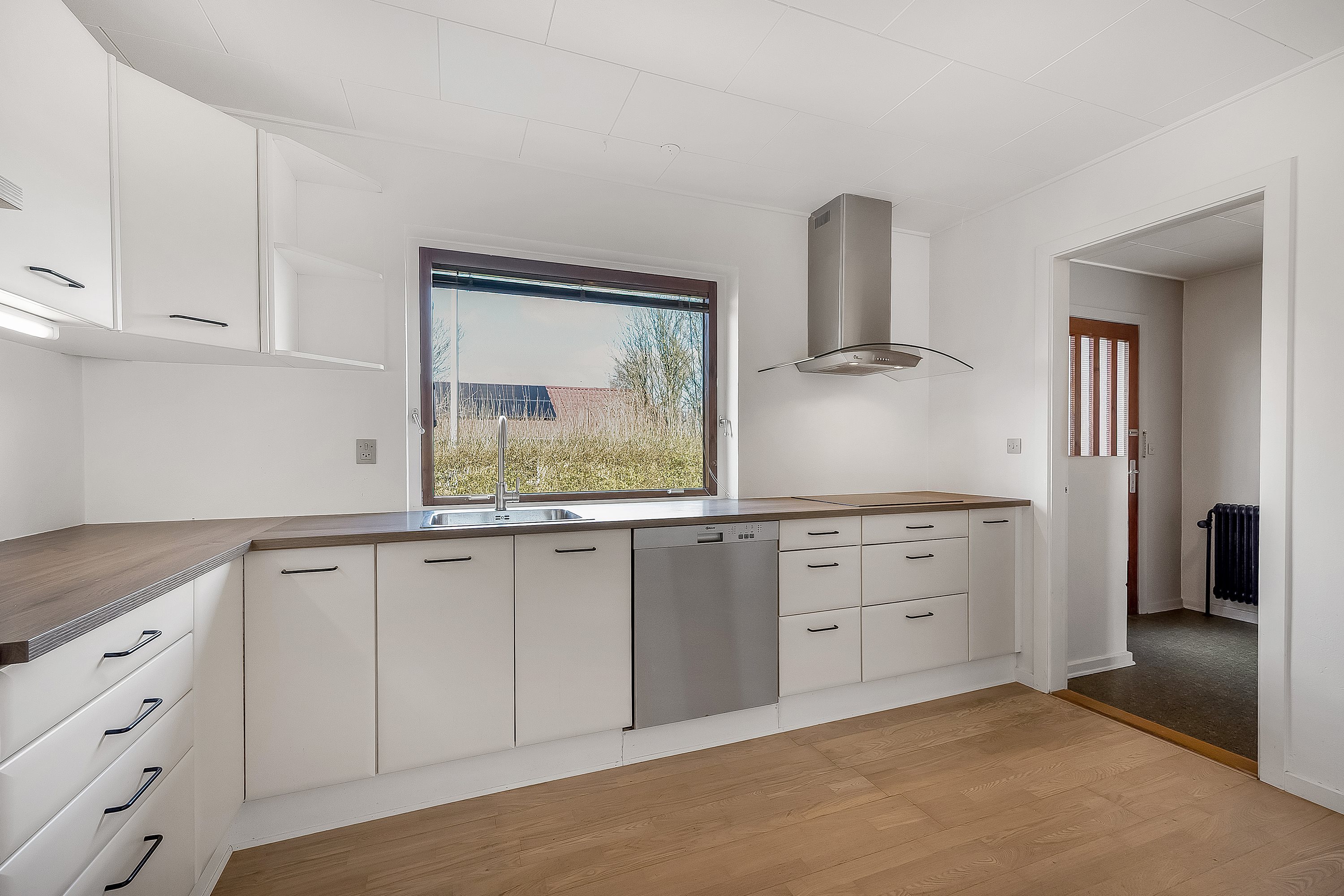 Miniaturebillede 2: køkken . Billede af Tingagervej 9, Hanning, 6900 Skjern