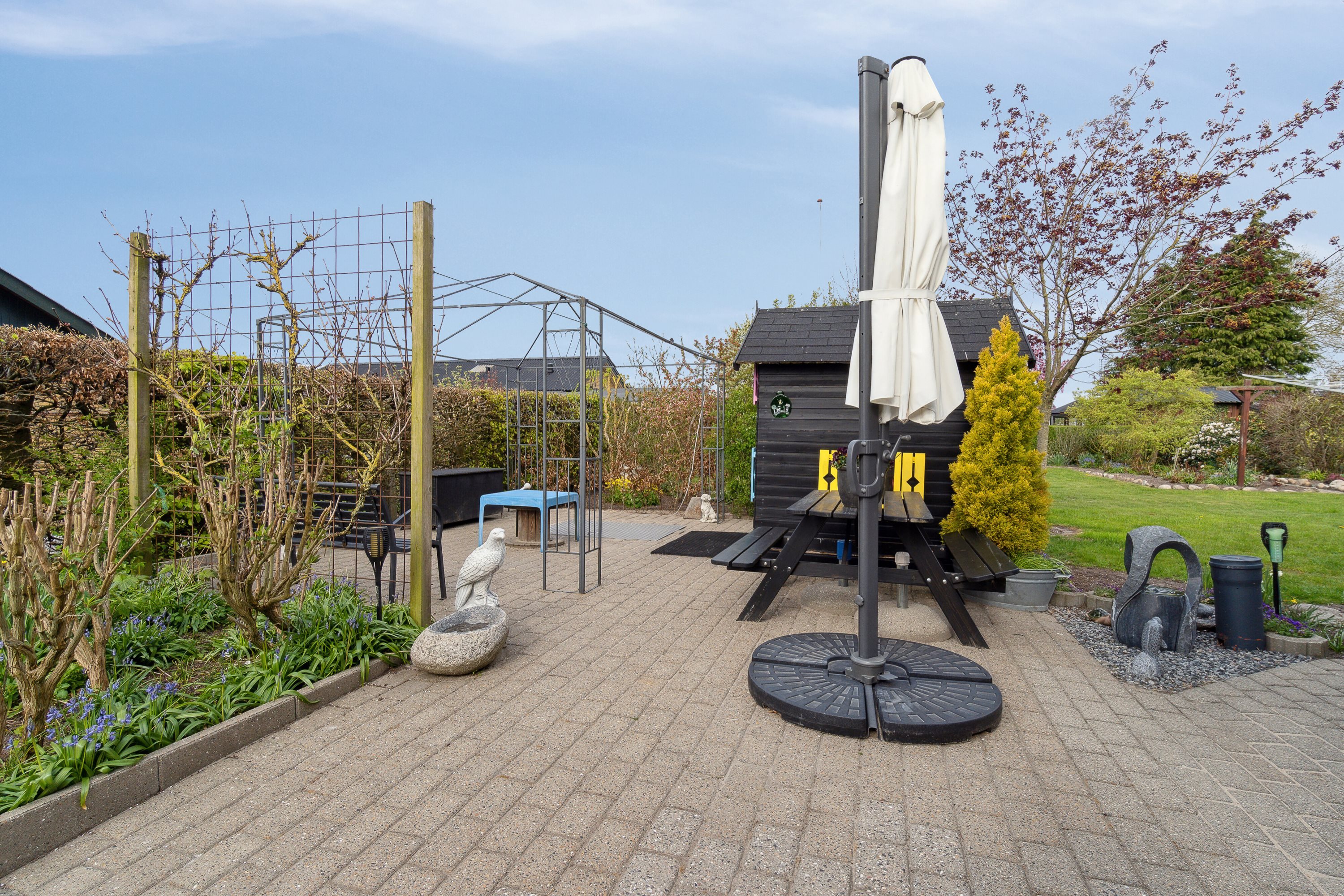 Fremhævet terrasse billede i fuldskærmstilstand. Billede af Jens Baks Vej 6, 9640 Farsø