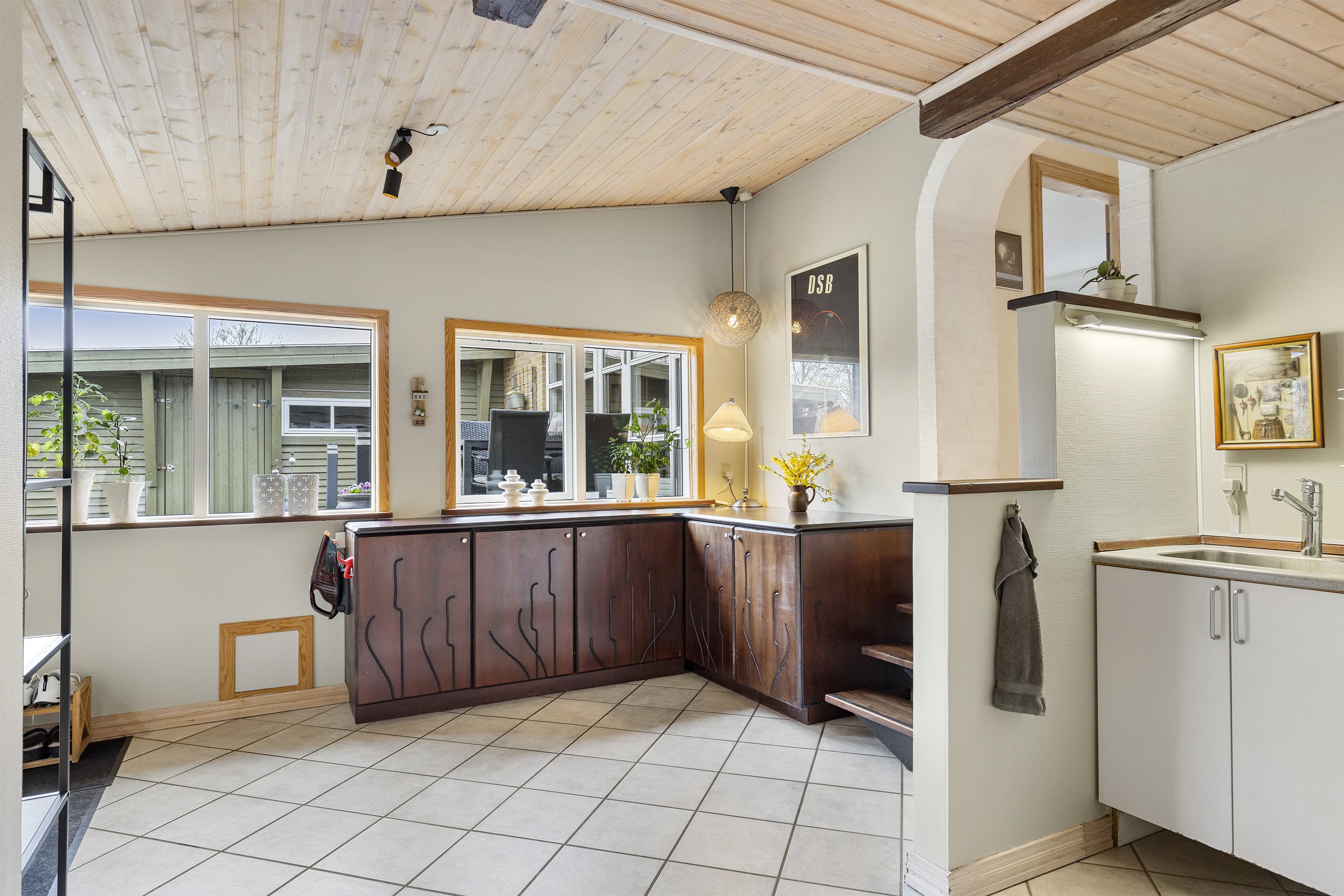 Fremhævet udestue / alrum billede i fuldskærmstilstand. Billede af F.S.Brønsteds Vej 12, 9760 Vrå