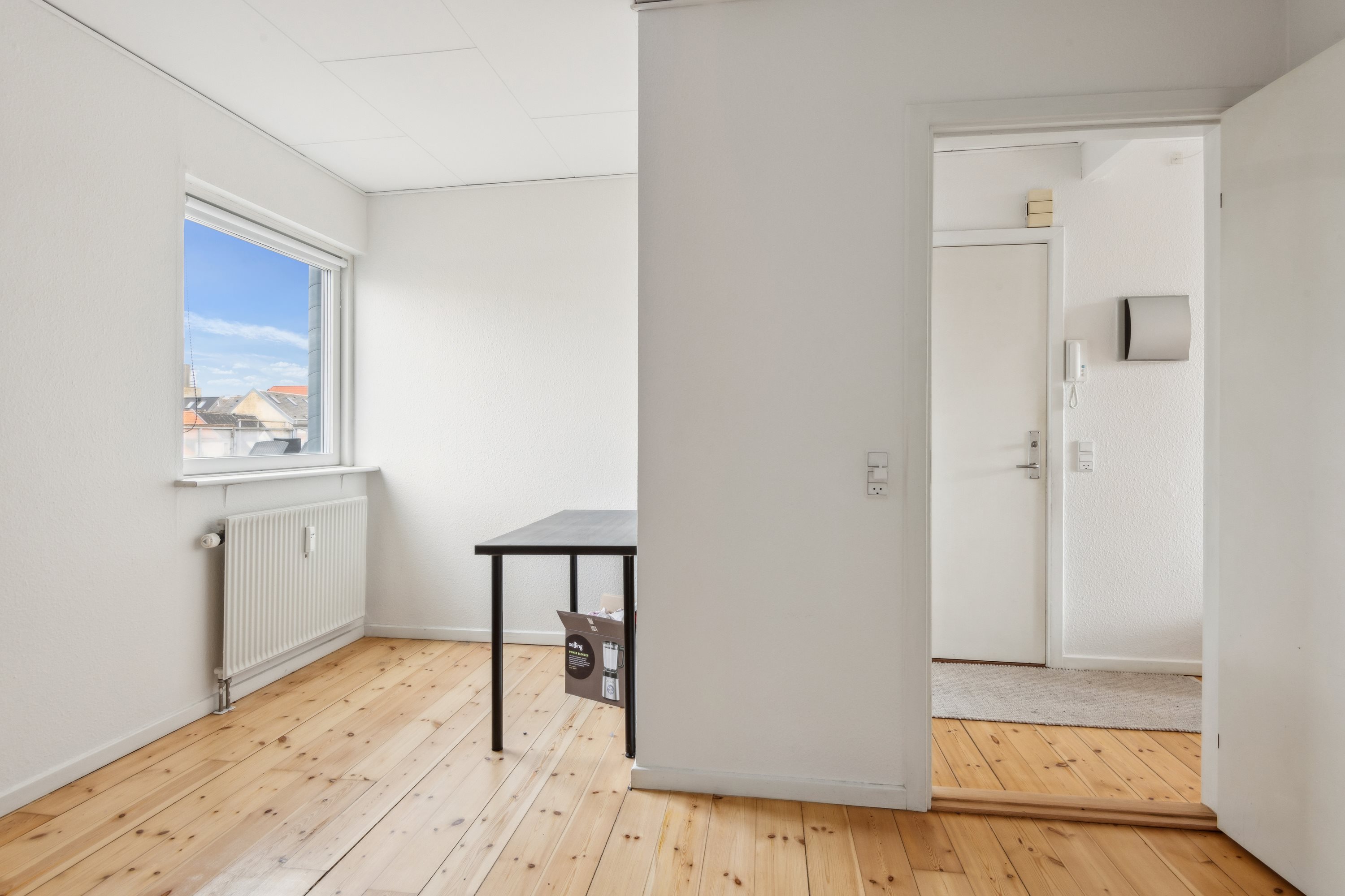 Fremhævet gang billede i fuldskærmstilstand. Billede af Vesterå 9, 4. tv., 9000 Aalborg