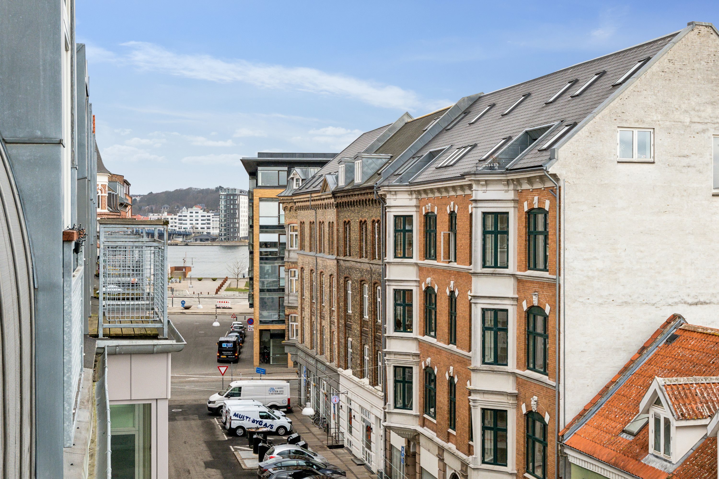 Fremhævet ejendom 1 billede i fuldskærmstilstand. Billede af Vesterå 9, 4. tv., 9000 Aalborg