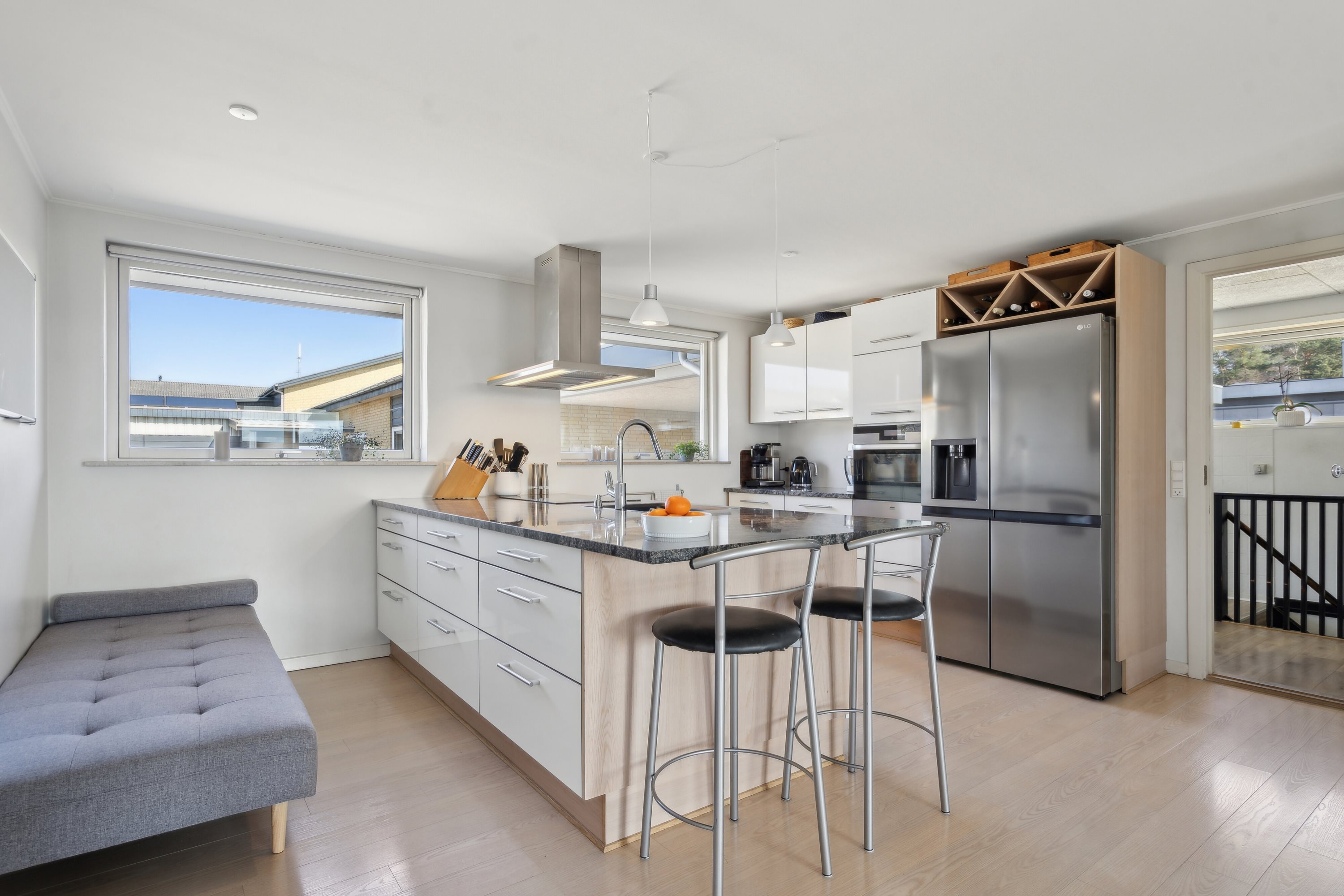 Fremhævet køkken billede i fuldskærmstilstand. Billede af Trappehavevej 6, Tved, 5700 Svendborg