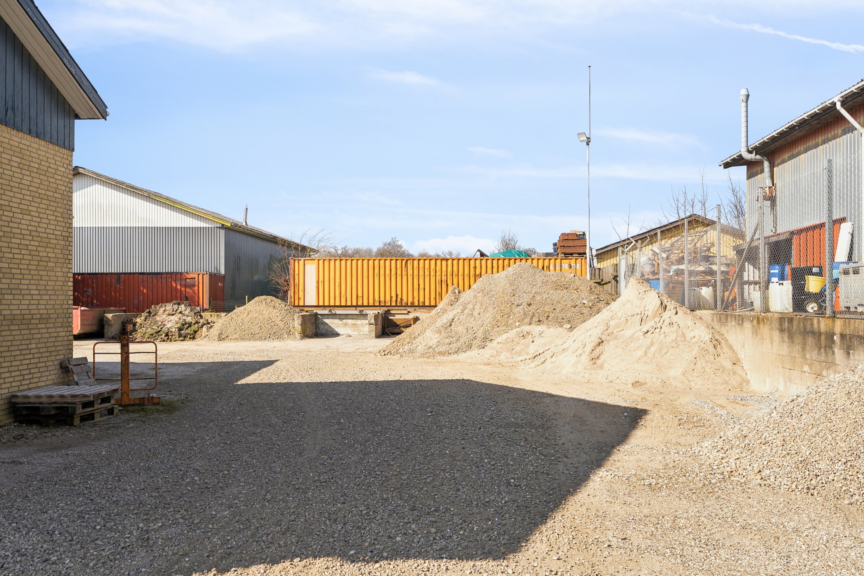 Fremhævet udendørs billede i fuldskærmstilstand. Billede af Trappehavevej 6, Tved, 5700 Svendborg