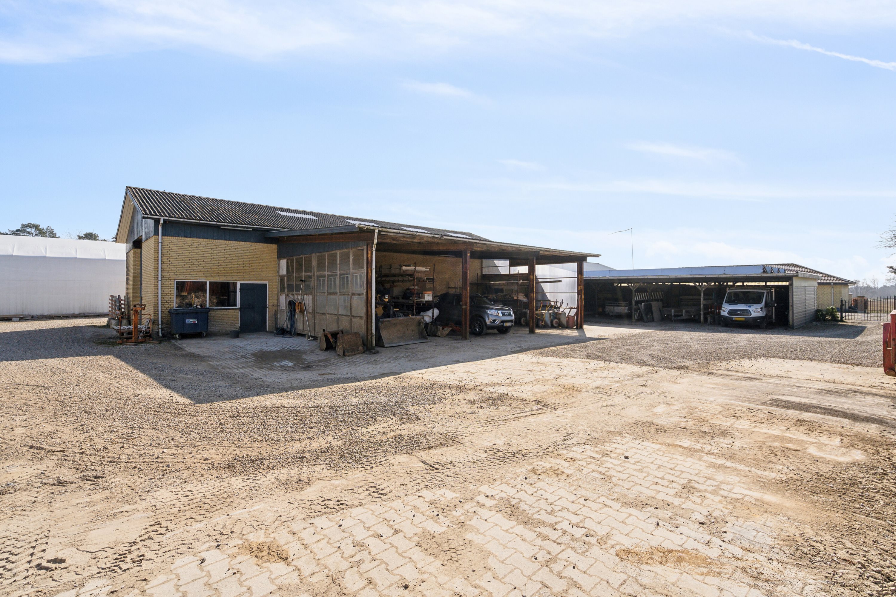 Fremhævet set fra vejen billede i fuldskærmstilstand. Billede af Trappehavevej 6, Tved, 5700 Svendborg