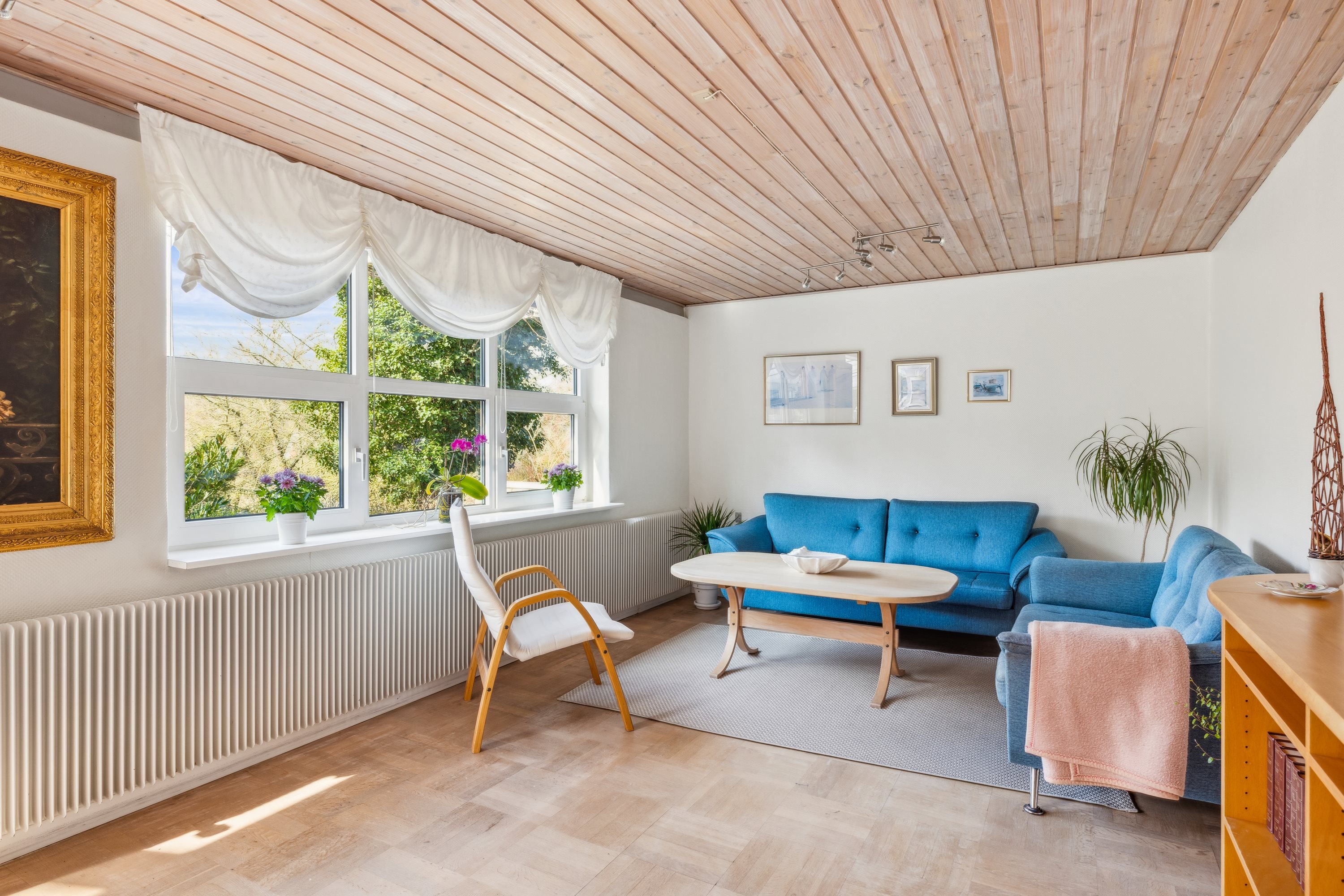 Fremhævet stue billede i fuldskærmstilstand. Billede af Kærvejen 6, Fjellerup Strand, 8585 Glesborg