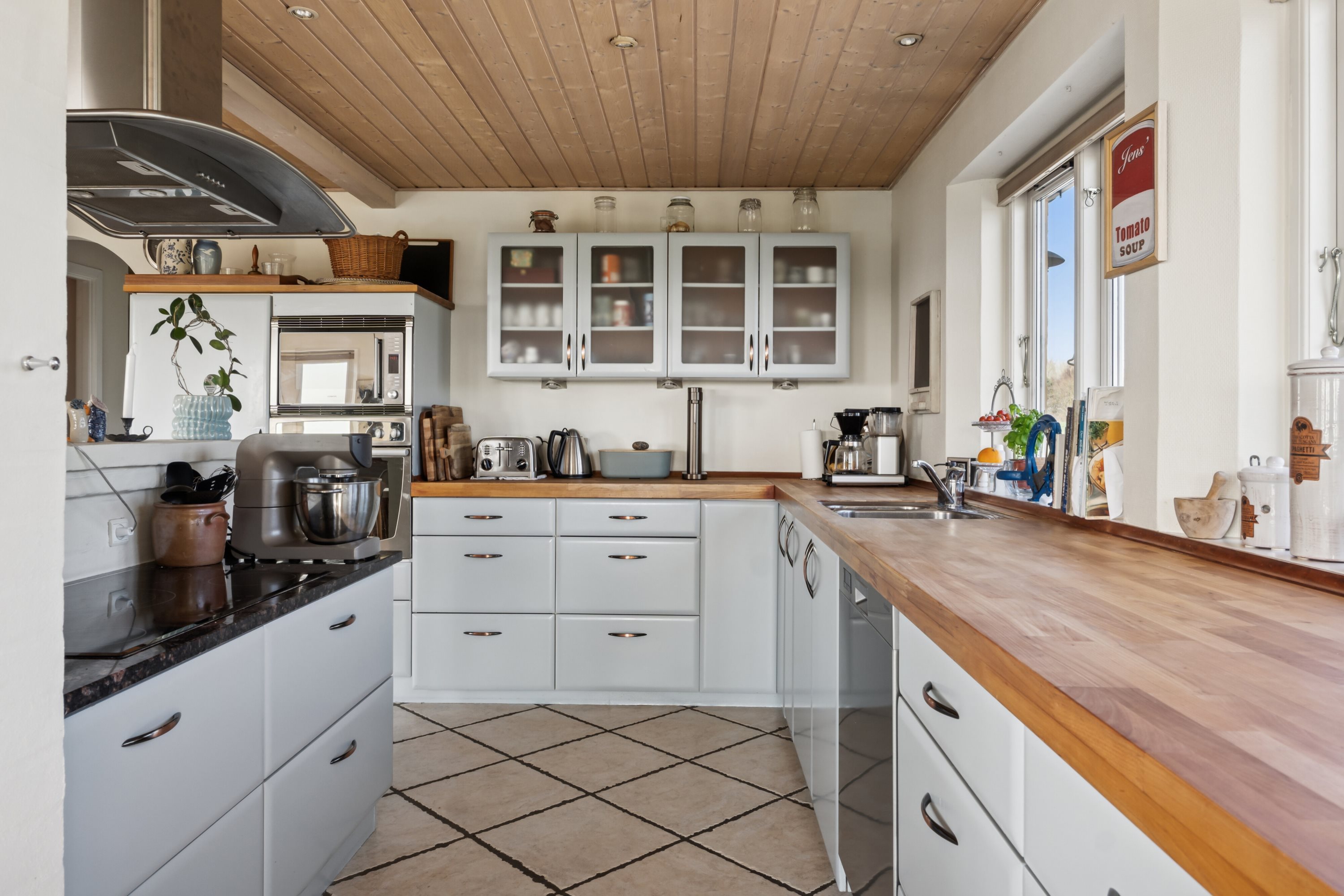 Fremhævet køkken billede i fuldskærmstilstand. Billede af Drøsselbjergvej 45, Drøsselbjerg, 4200 Slagelse