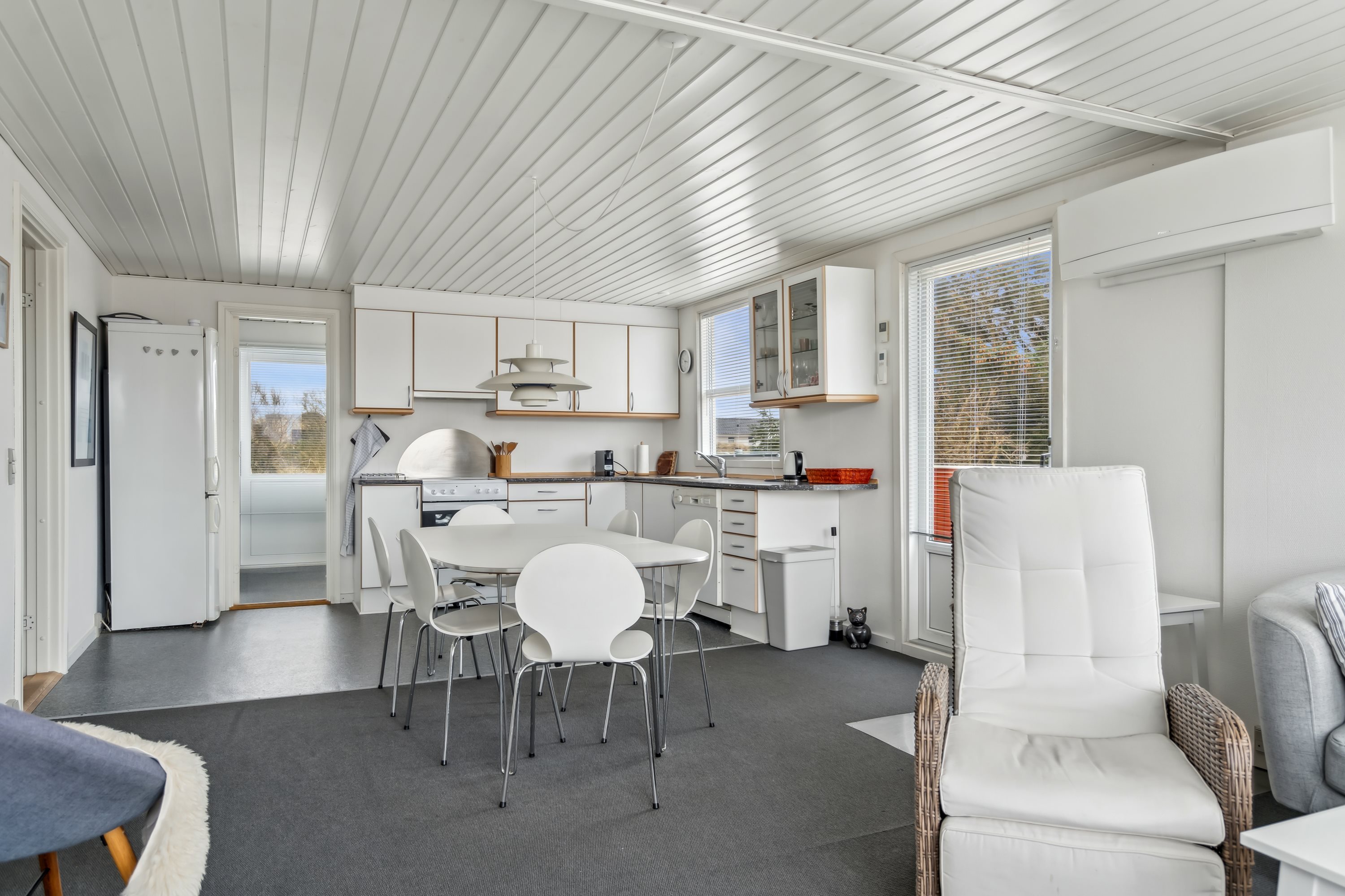 Fremhævet stue billede i fuldskærmstilstand. Billede af Pynten 3, Tornby, 9850 Hirtshals