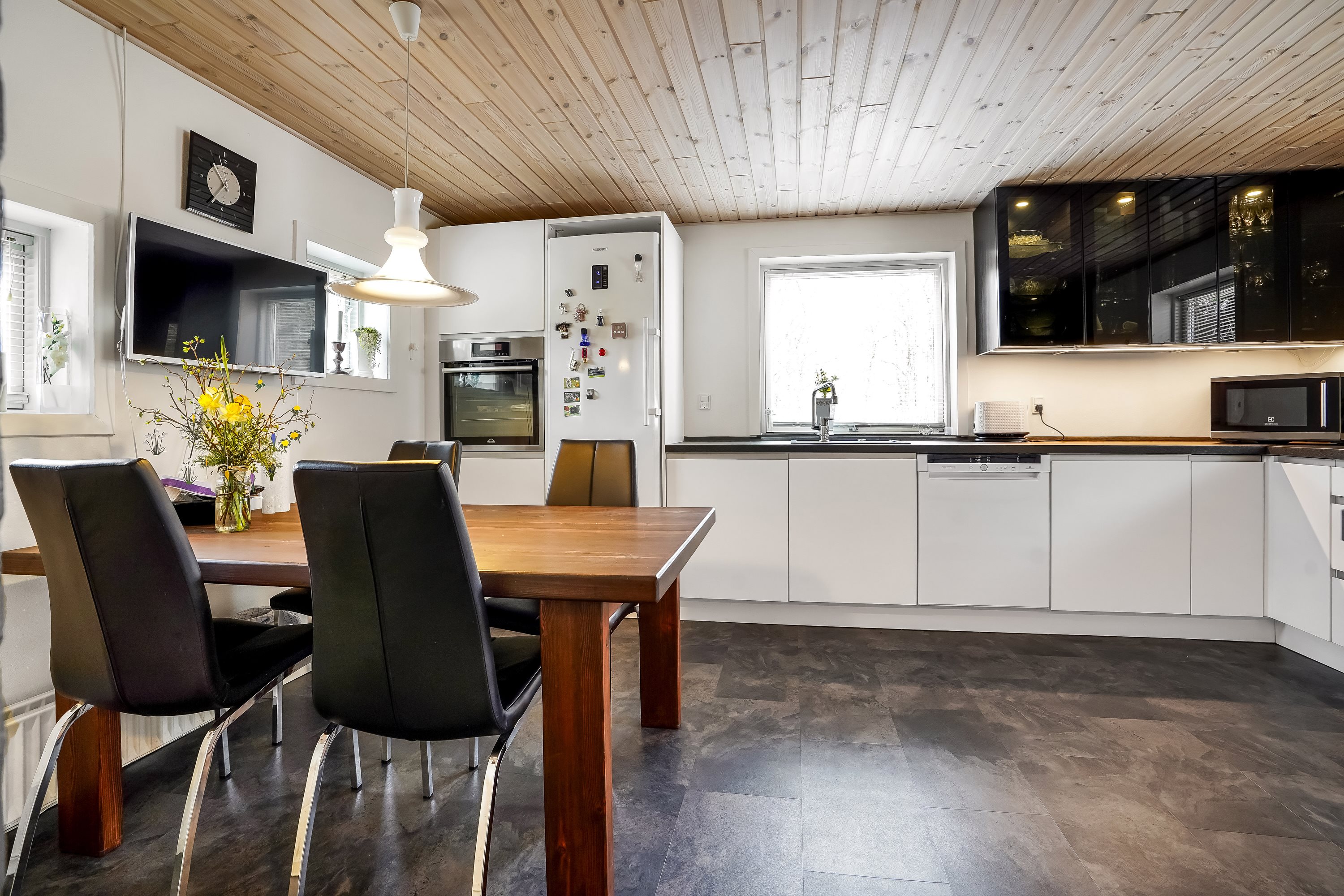 Fremhævet køkken billede i fuldskærmstilstand. Billede af Stationsvej 27, Filskov, 7200 Grindsted