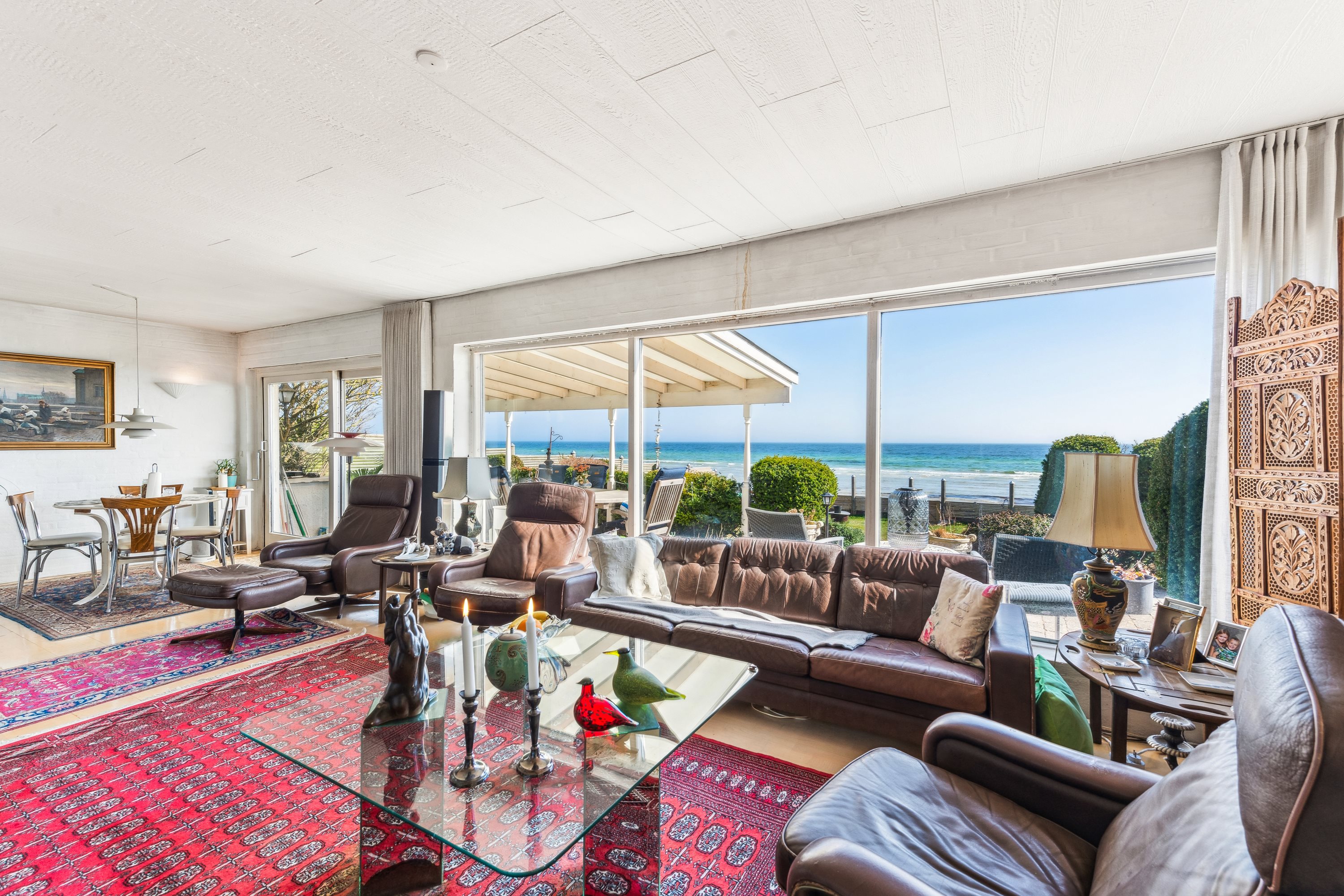 Fremhævet stue billede i fuldskærmstilstand. Billede af Niels Pedersensvej 25, 2670 Greve