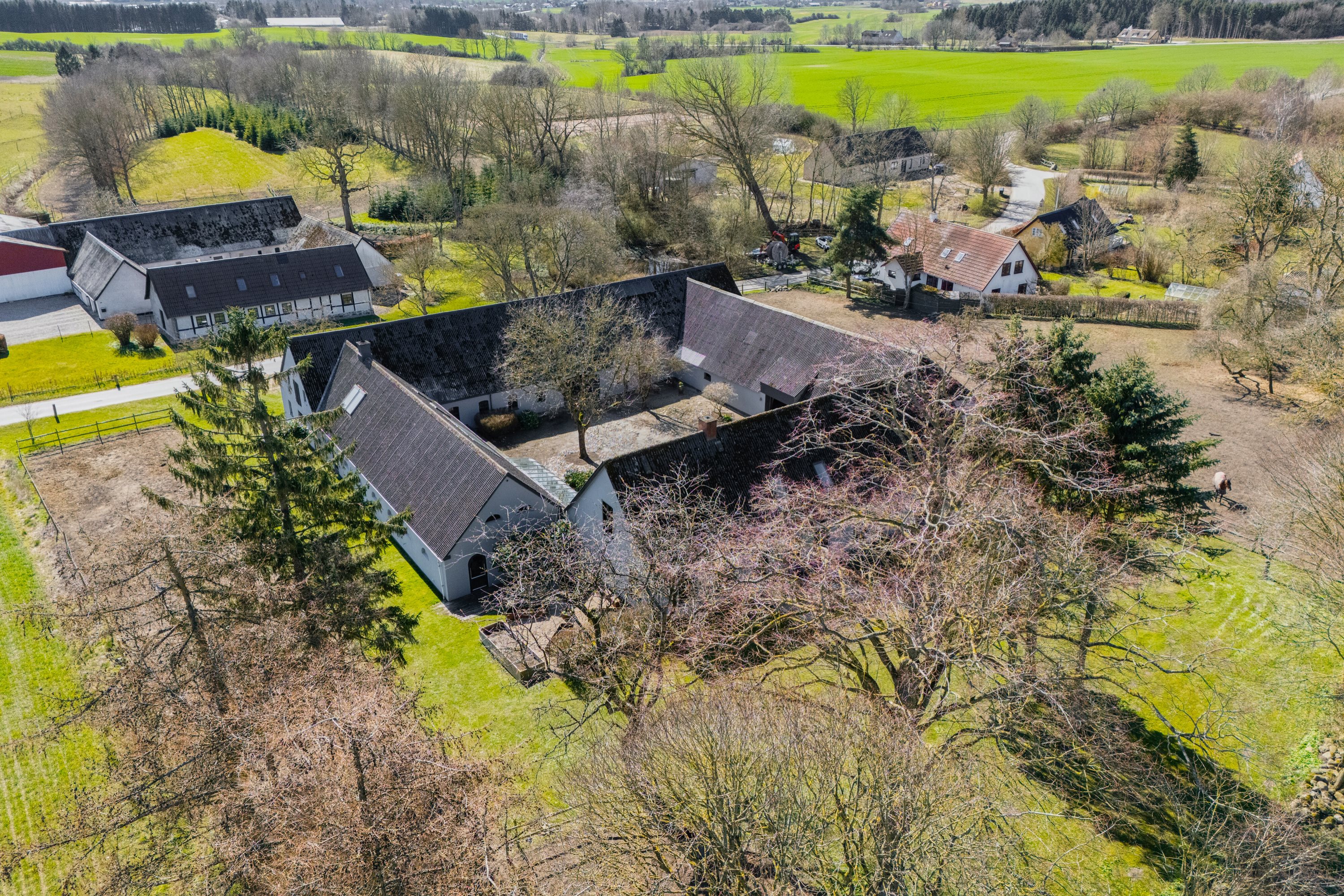 Fremhævet luftfoto billede i fuldskærmstilstand. Billede af Nyrupvej 23, Nyrup, 4350 Ugerløse