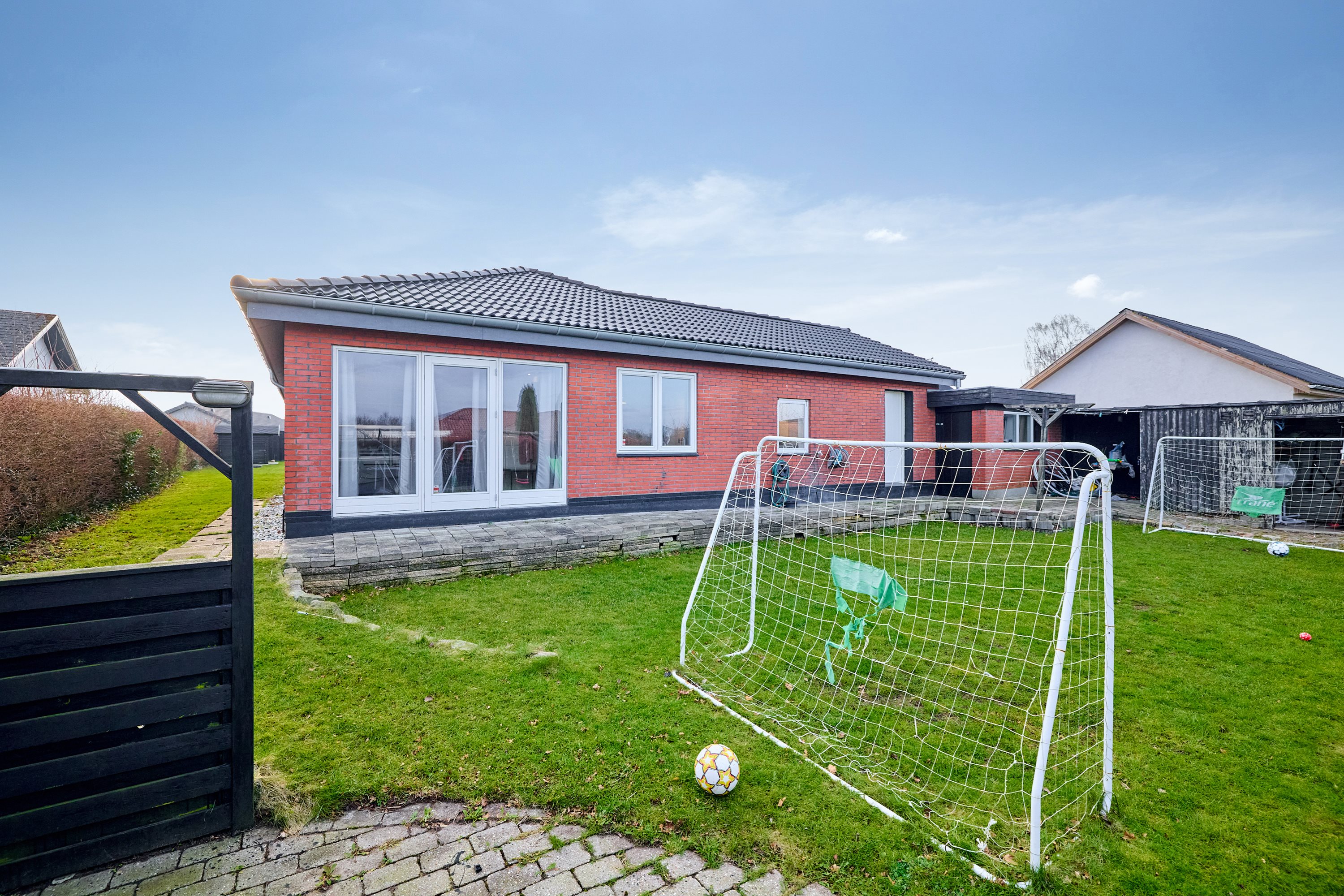 Fremhævet facade billede i fuldskærmstilstand. Billede af Havkærvej 55, 8381 Tilst