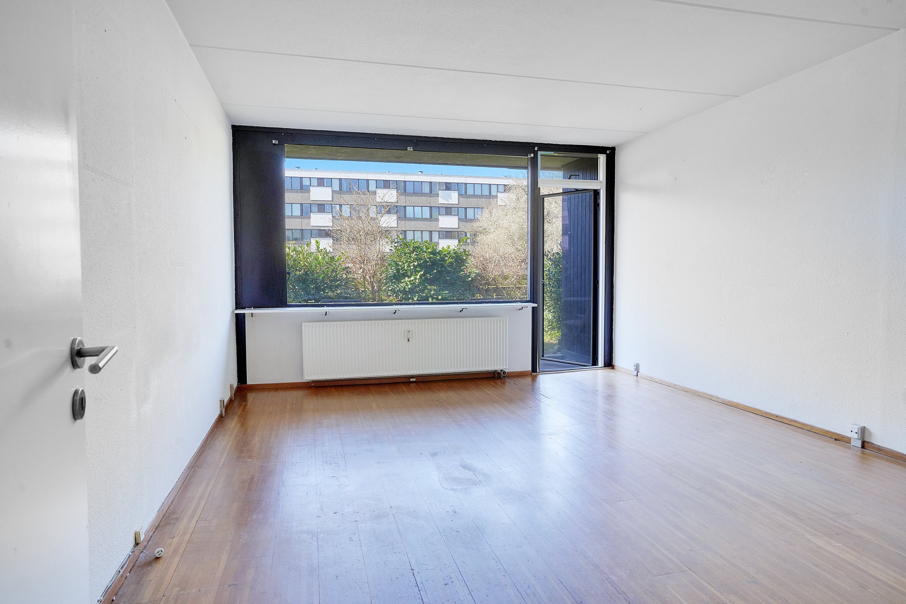 Miniaturebillede 2: stue. Billede af Teglgårdsvej 519, st.. th., 3050 Humlebæk