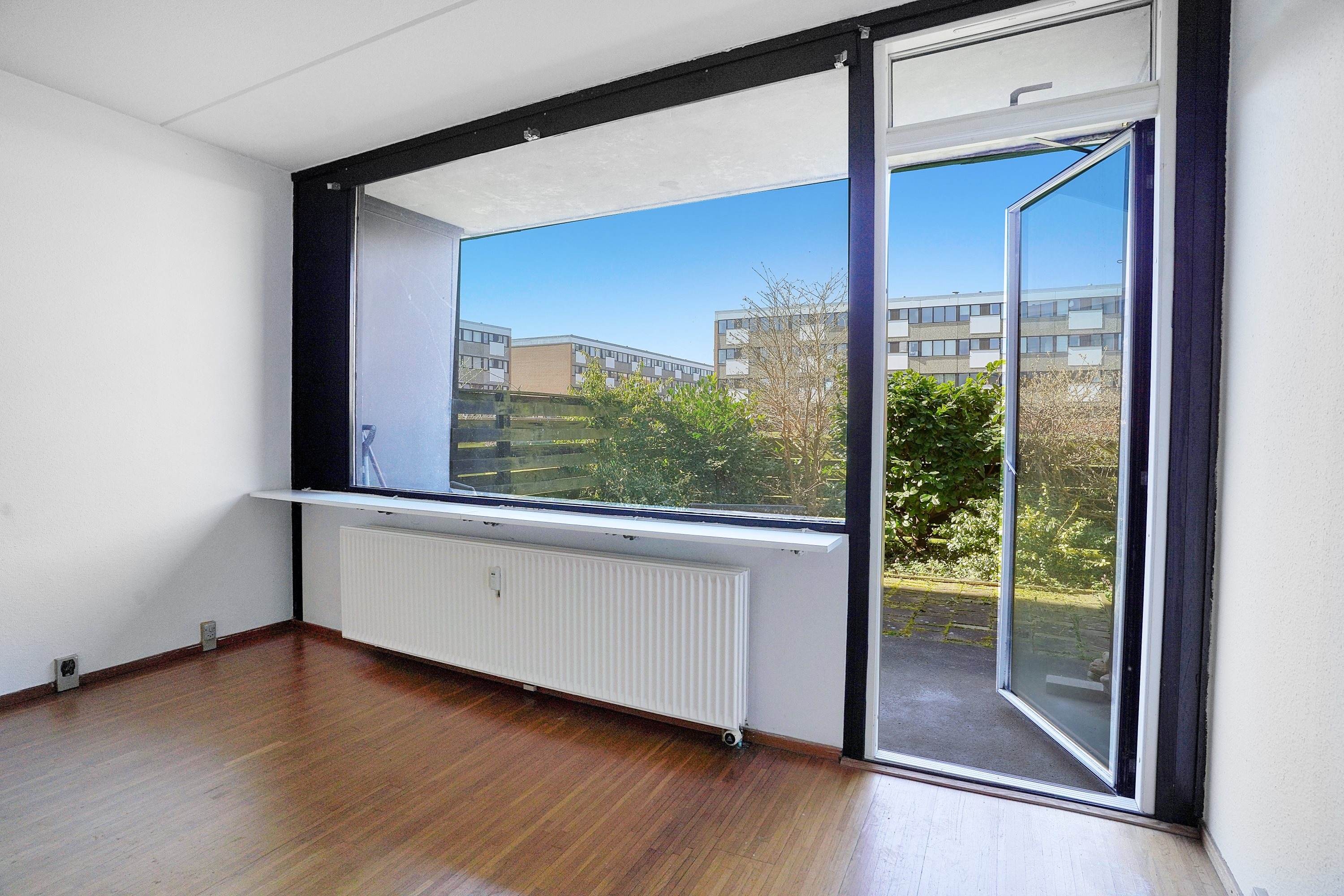 Fremhævet stue billede i fuldskærmstilstand. Billede af Teglgårdsvej 519, st.. th., 3050 Humlebæk