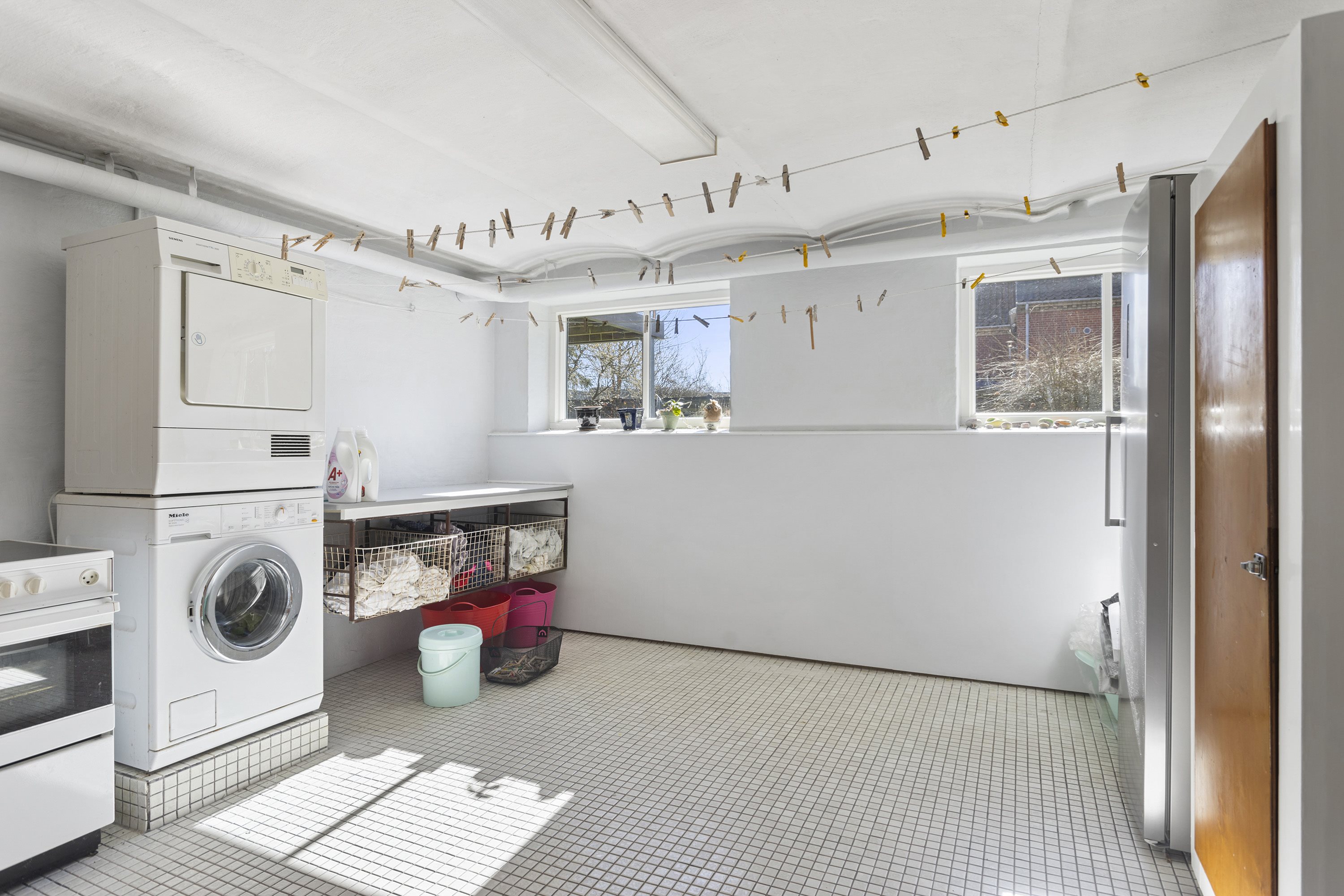 Fremhævet vaskerum billede i fuldskærmstilstand. Billede af Ørnevej 12, 9900 Frederikshavn