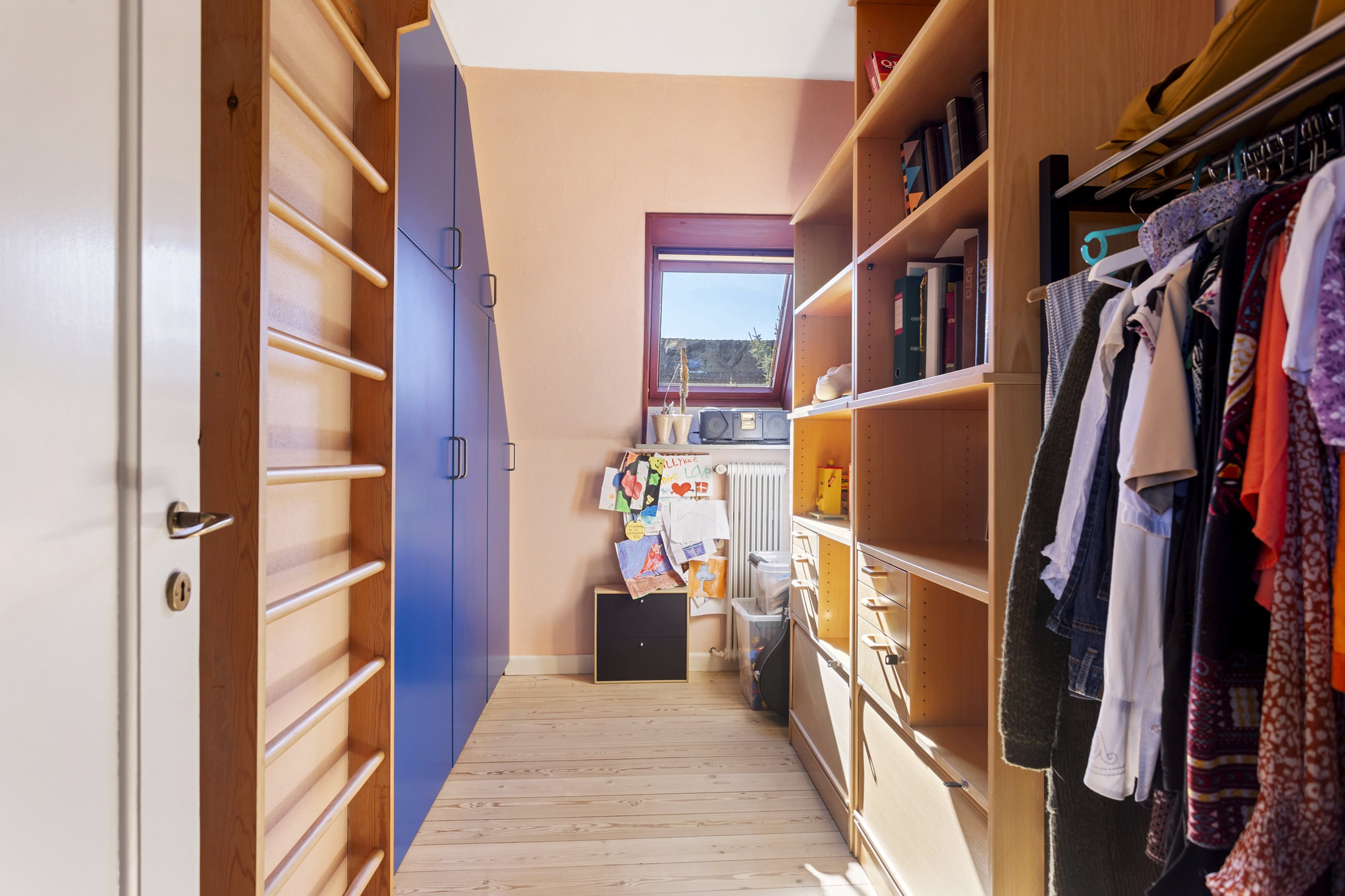 Fremhævet værelse billede i fuldskærmstilstand. Billede af Ørnevej 12, 9900 Frederikshavn