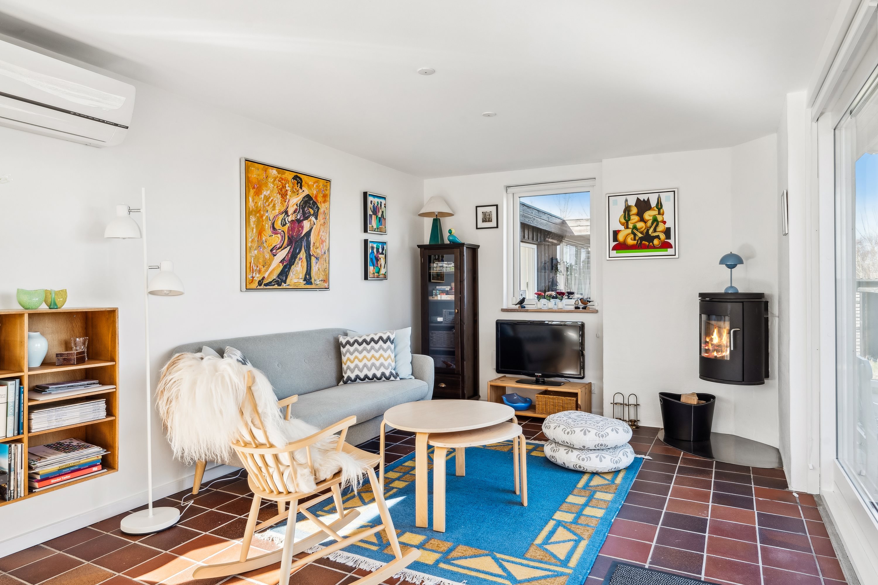 Fremhævet stue billede i fuldskærmstilstand. Billede af Strands Havvej 12, Begtrup Vig, 8420 Knebel