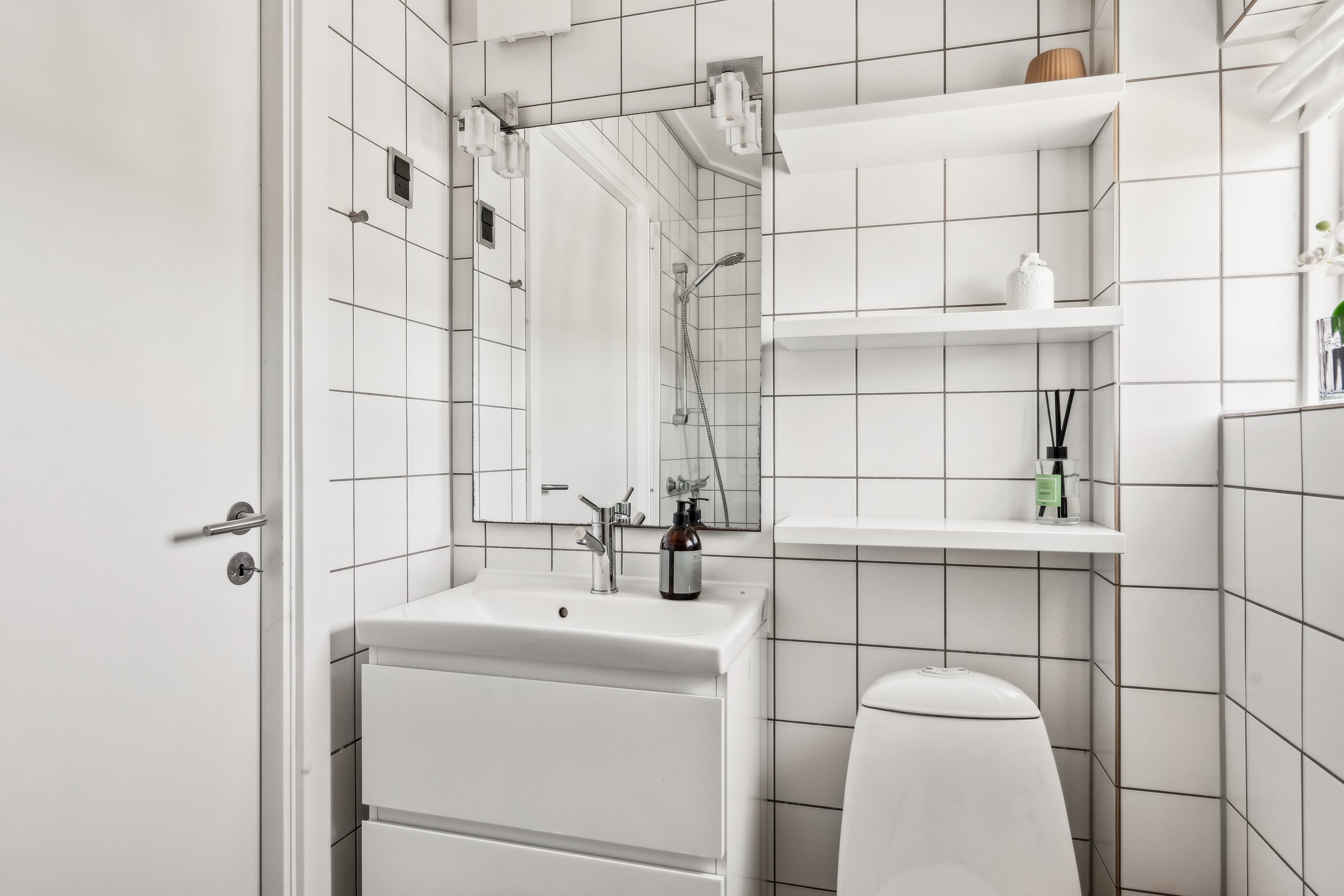 Fremhævet badeværelse billede i fuldskærmstilstand. Billede af Øerkrogvejen 2, 356., 8400 Ebeltoft