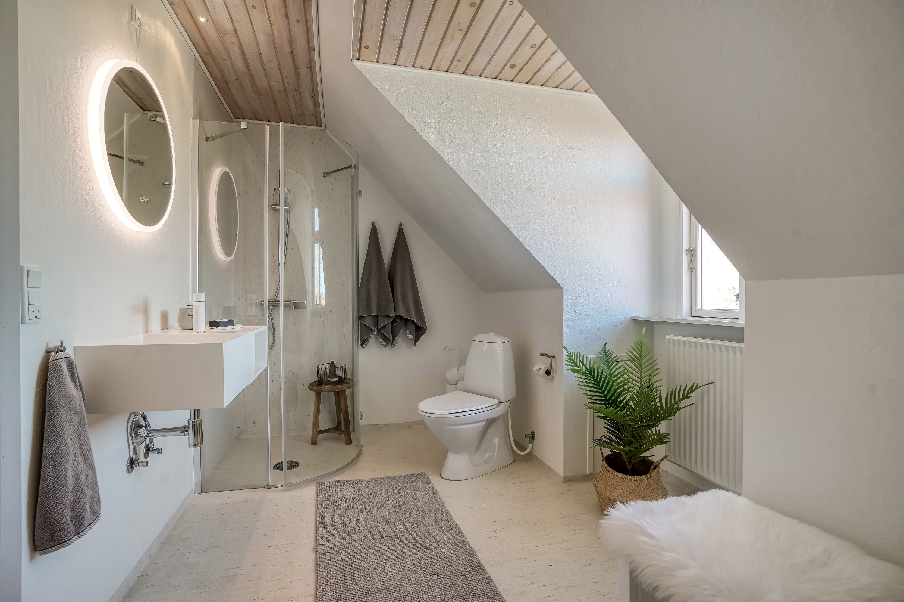 Fremhævet badeværelse billede i fuldskærmstilstand. Billede af Slettensvej 647, Daugstrup, 5450 Otterup